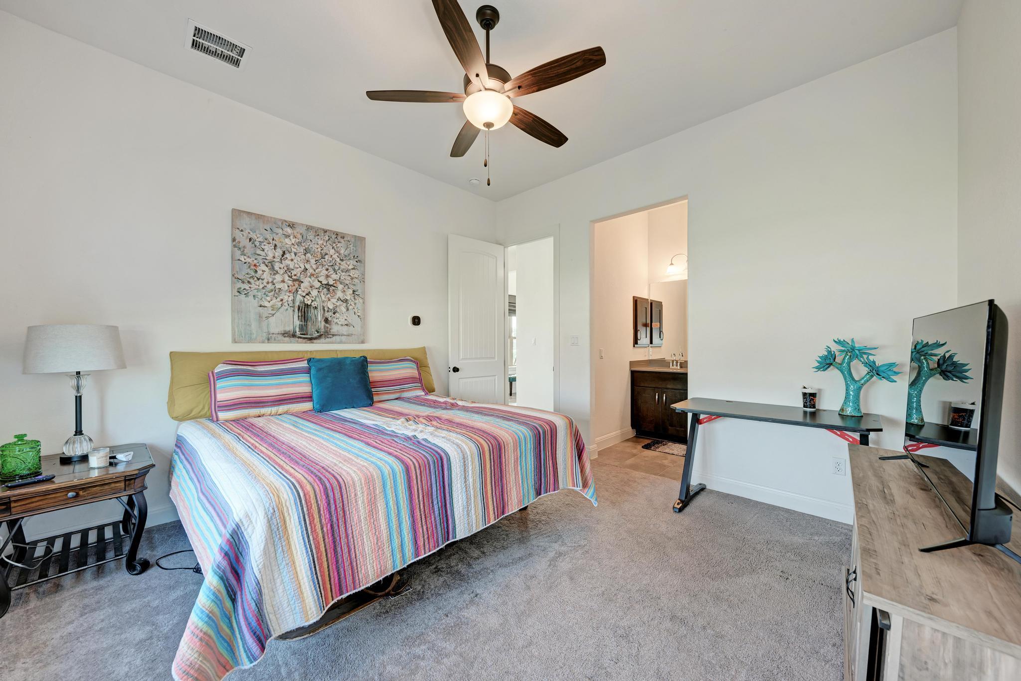 477 Bold Sundown, Liberty Hill, TX 78642