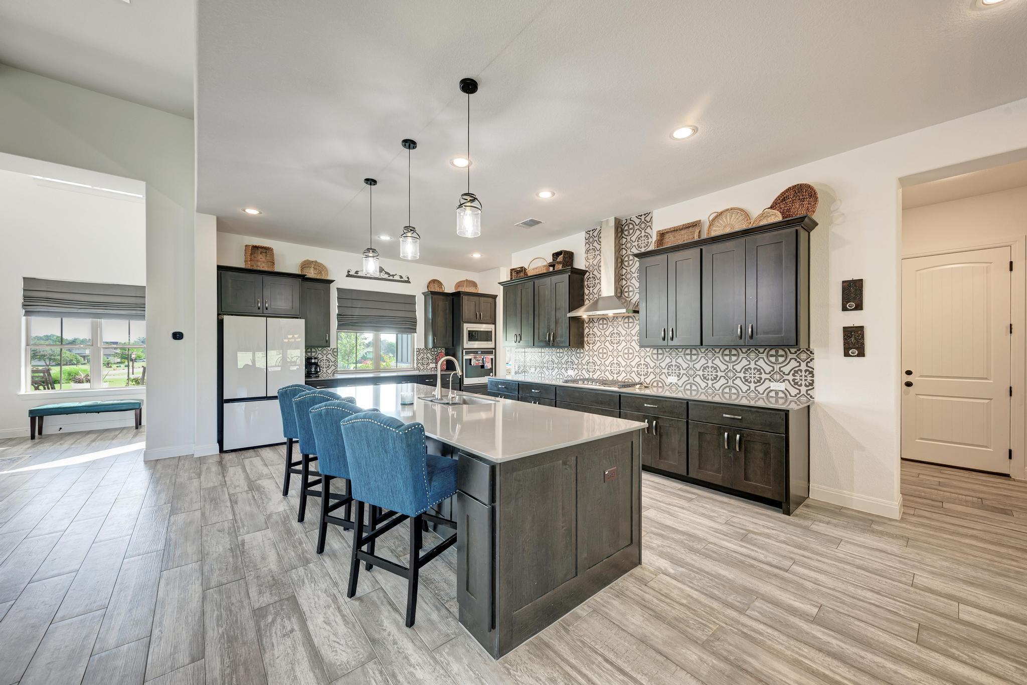 477 Bold Sundown, Liberty Hill, TX 78642