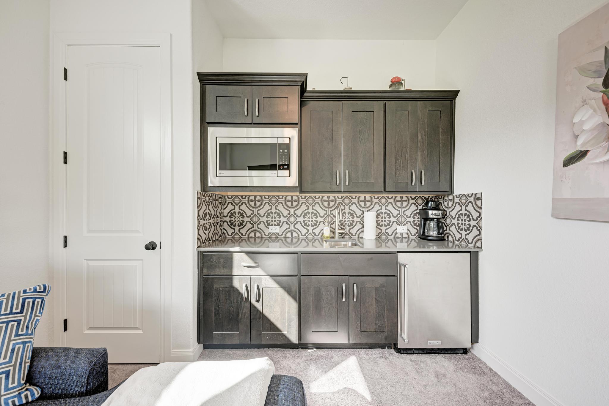 477 Bold Sundown, Liberty Hill, TX 78642