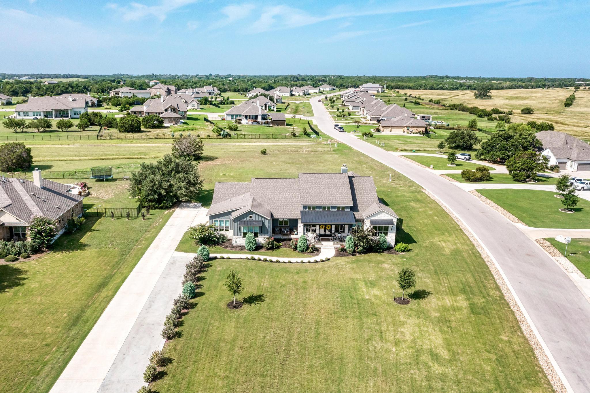 477 Bold Sundown, Liberty Hill, TX 78642