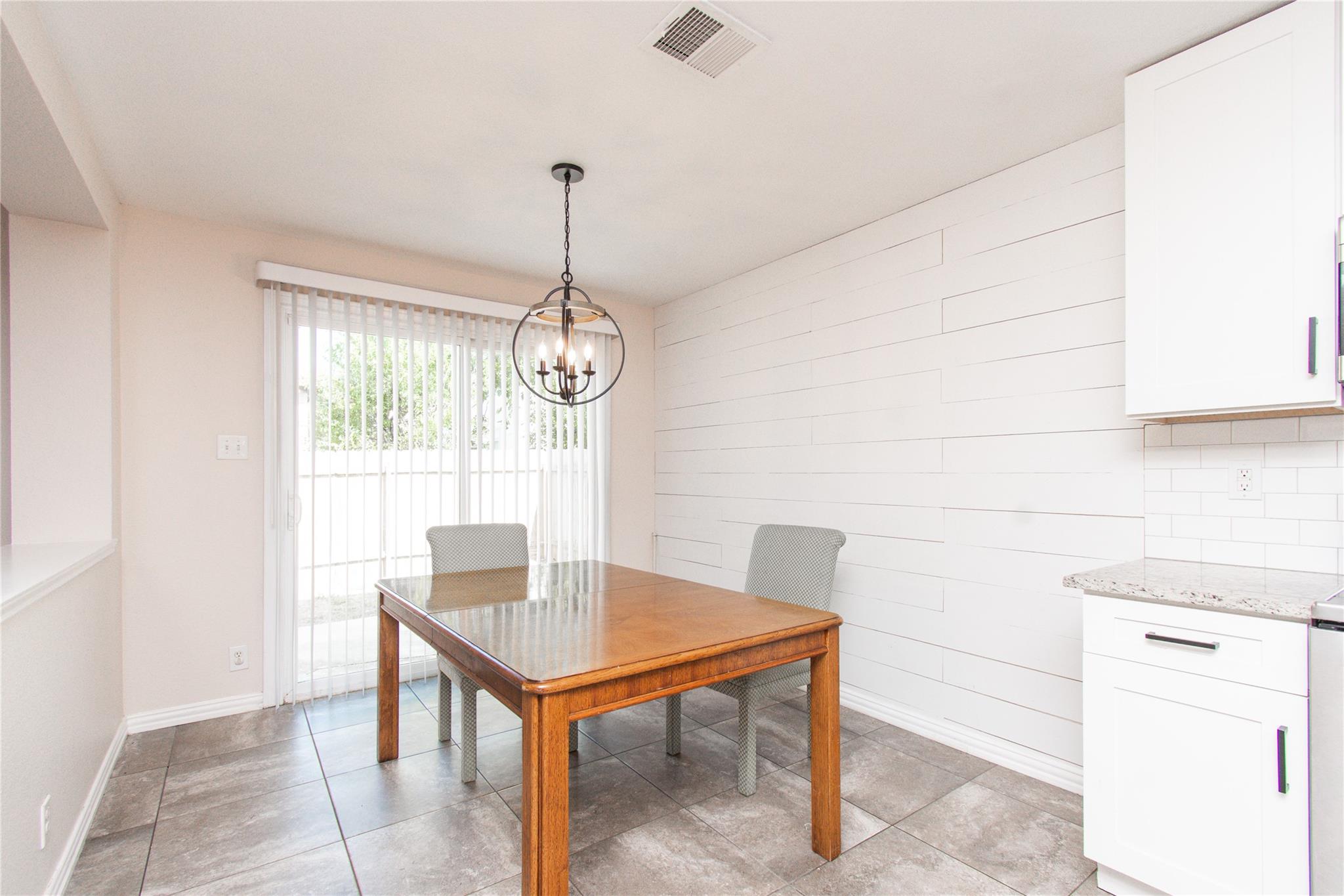 283 Cordero Dr, San Marcos, TX 78666