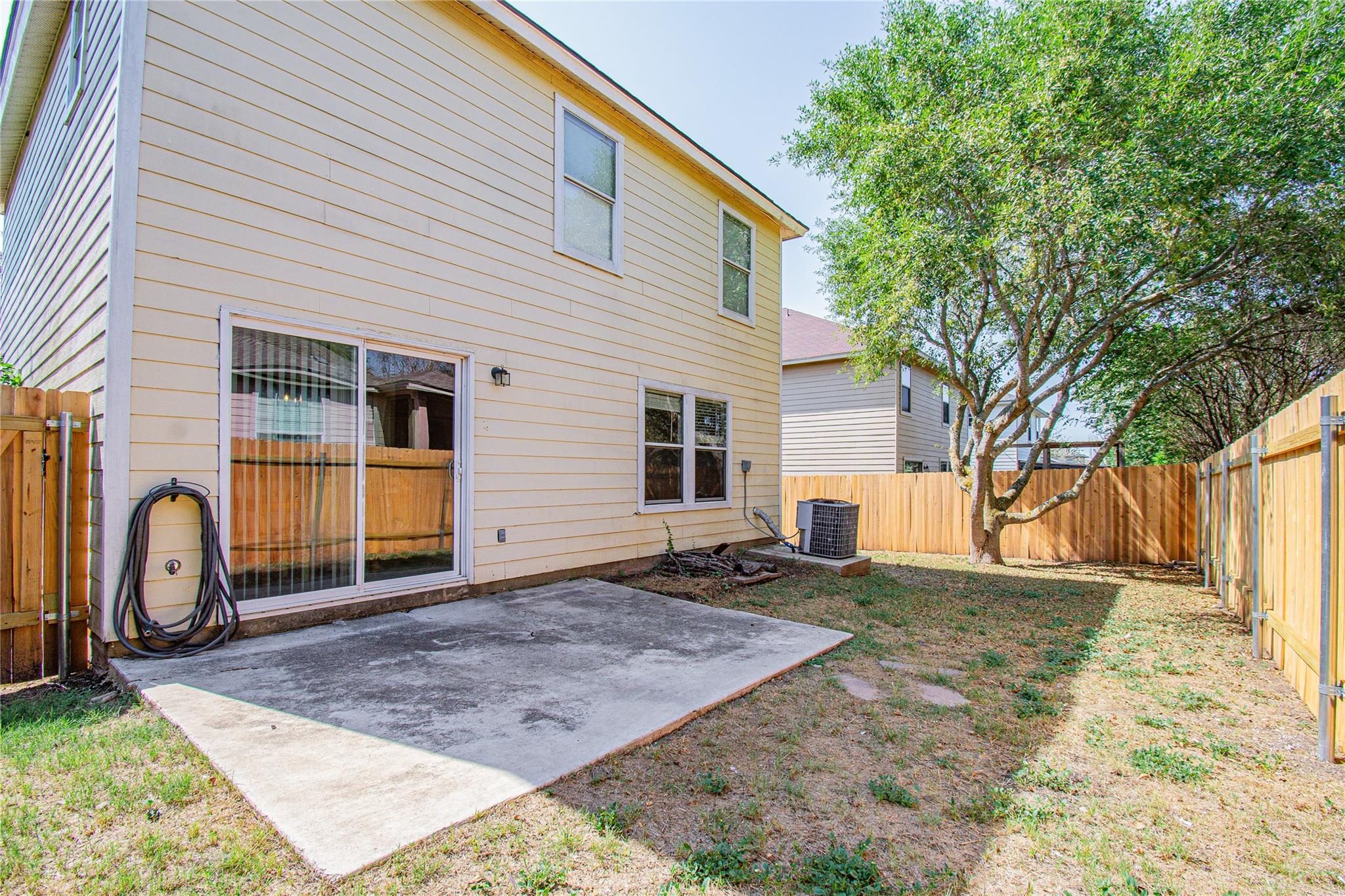 283 Cordero Dr, San Marcos, TX 78666