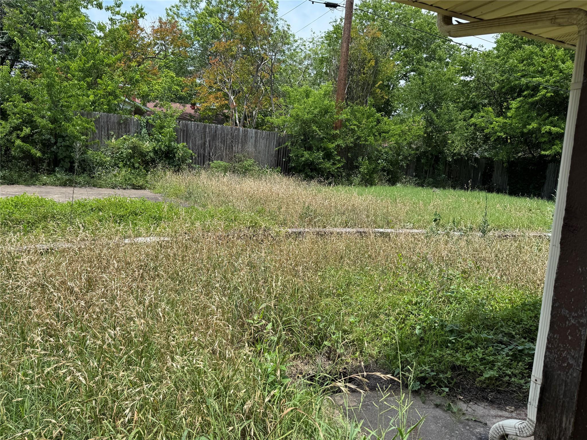 11302 Eubank Dr, Austin, TX 78758