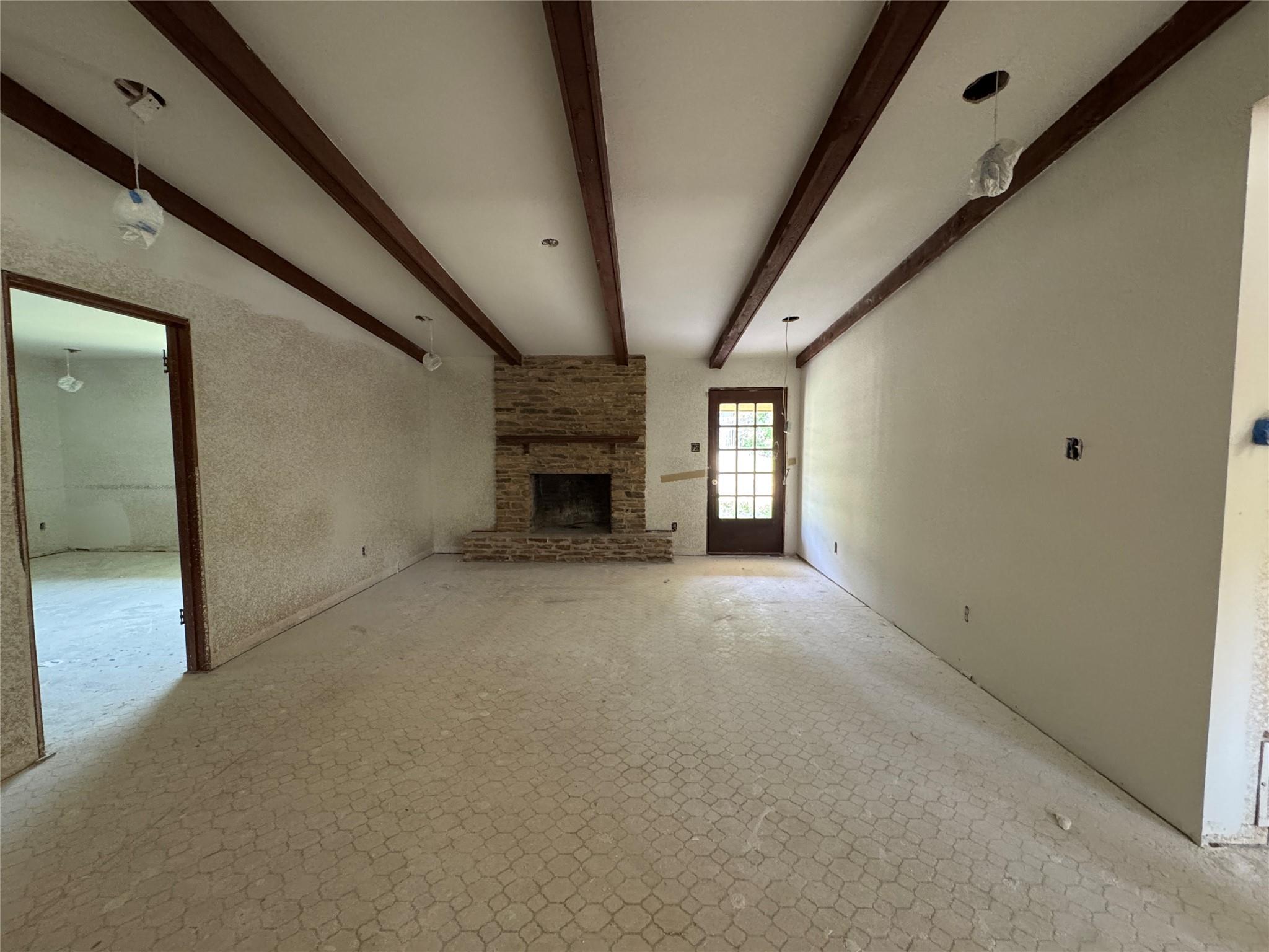 11302 Eubank Dr, Austin, TX 78758