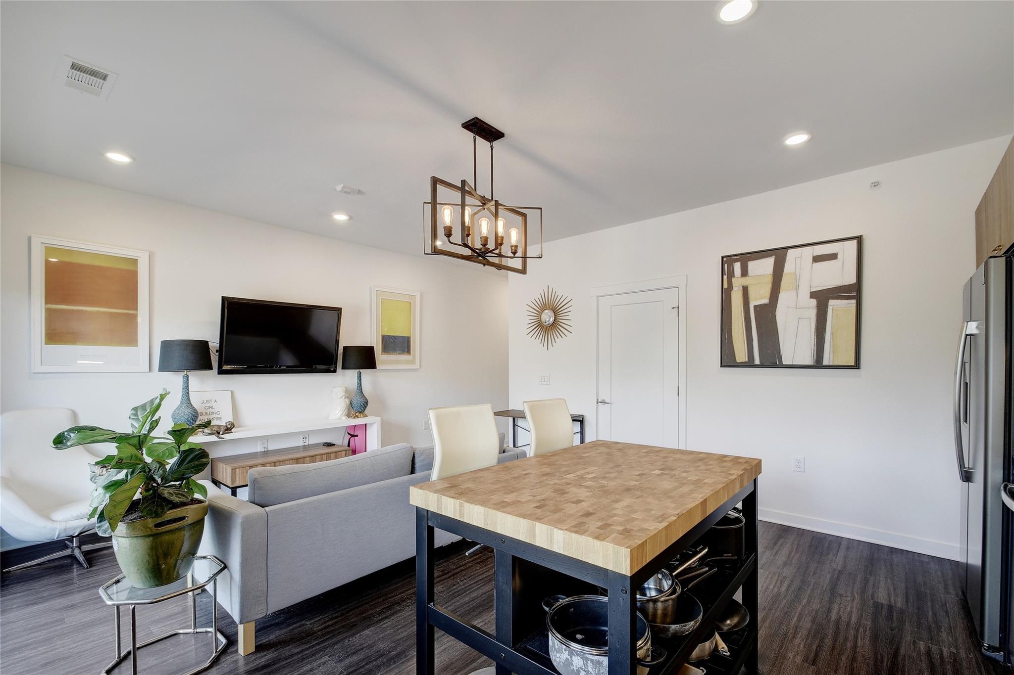 4361 S Congress Ave # 126, Austin, TX 78745