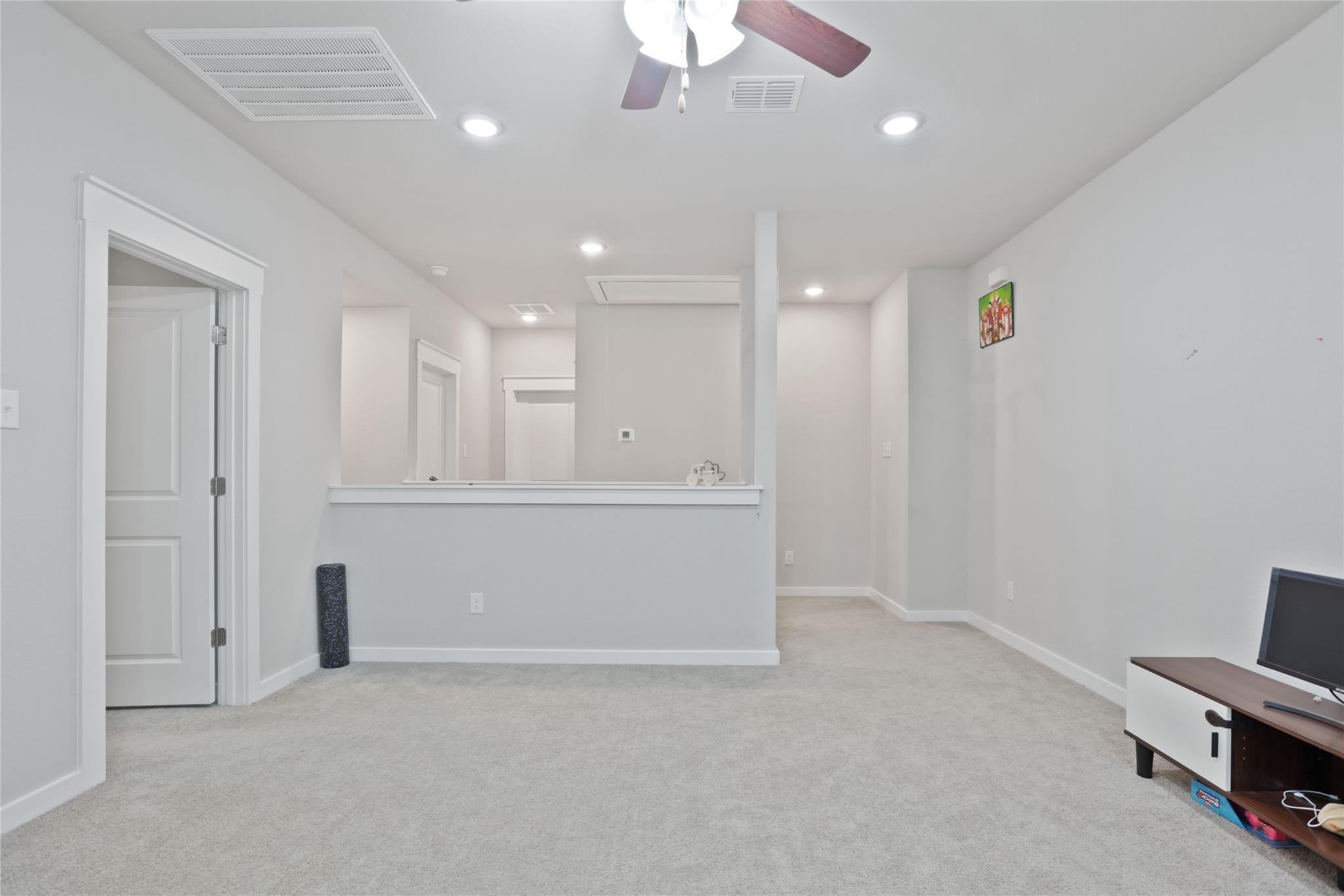 1519 Fenton Hill Dr, Leander, TX 78641