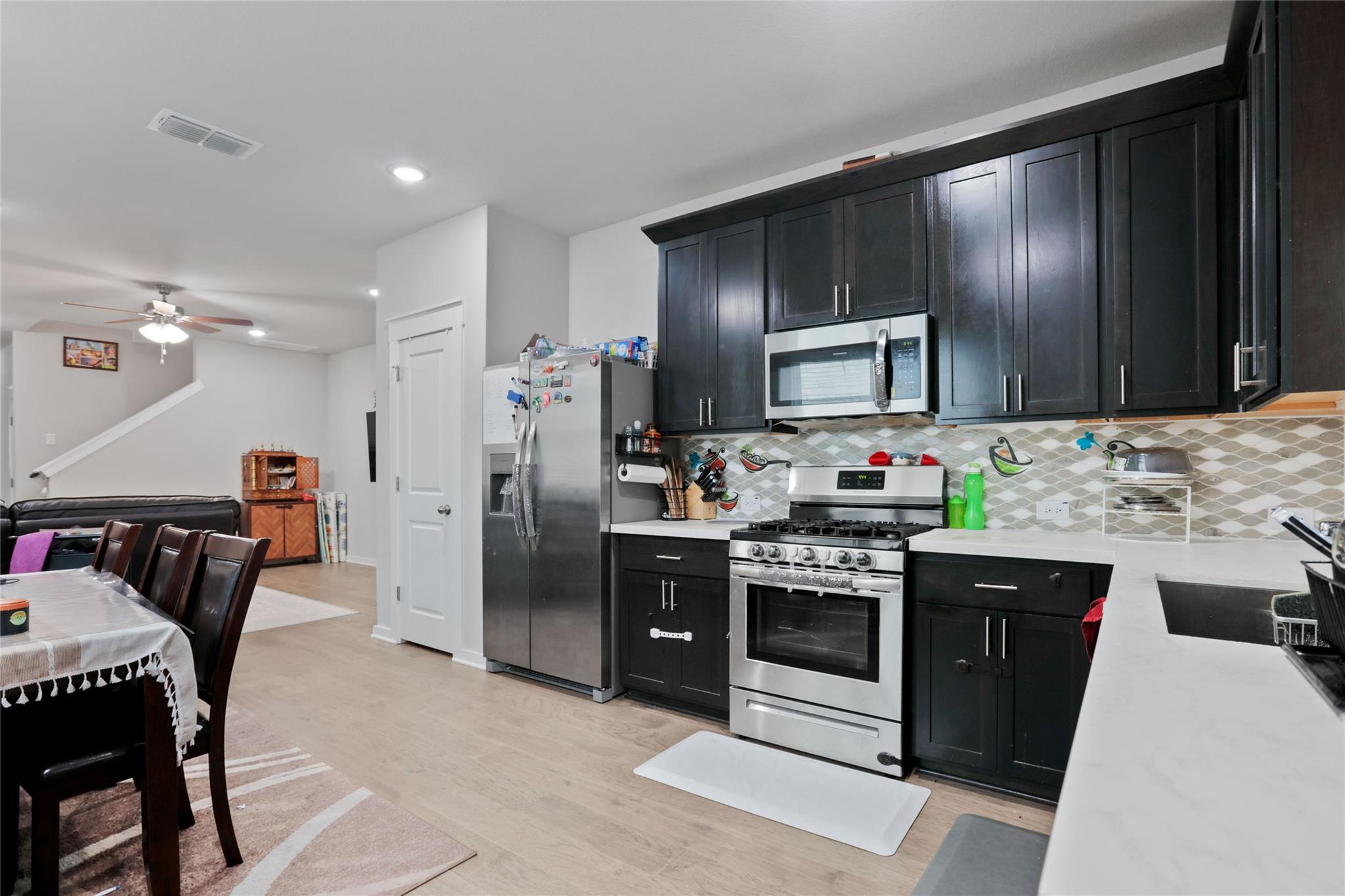 1519 Fenton Hill Dr, Leander, TX 78641