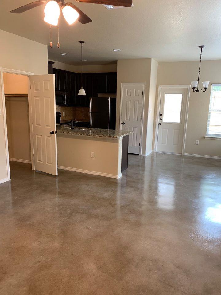 216 Samuel Dr # B, Buda, TX 78610