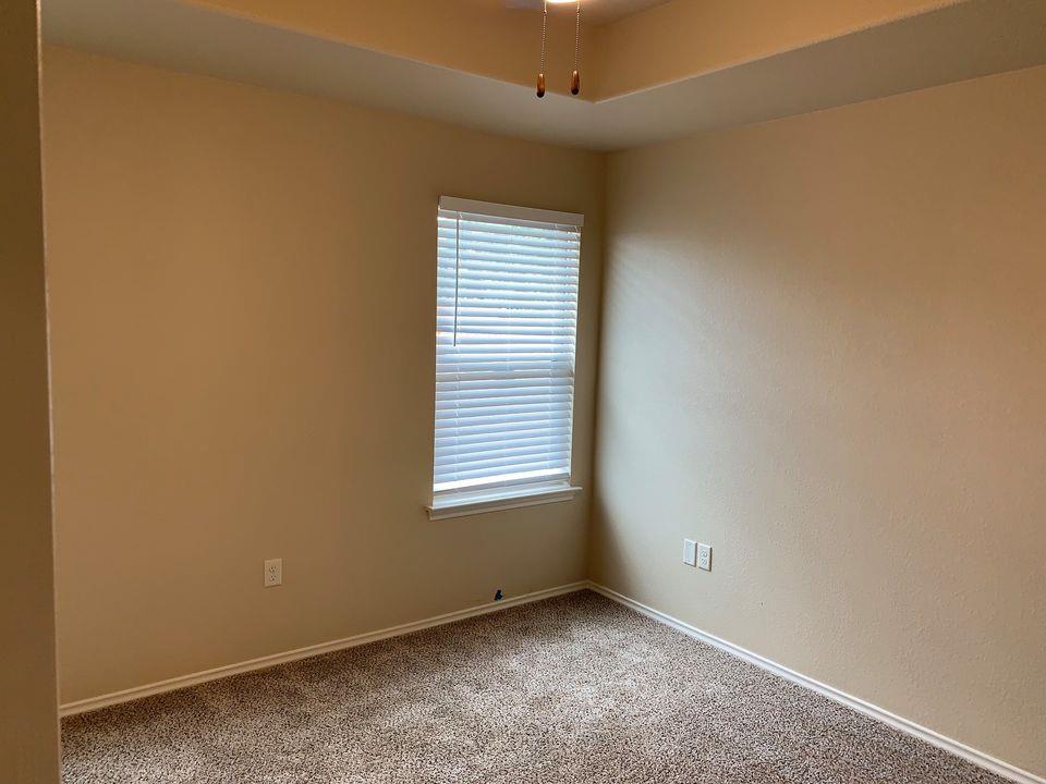 216 Samuel Dr # B, Buda, TX 78610