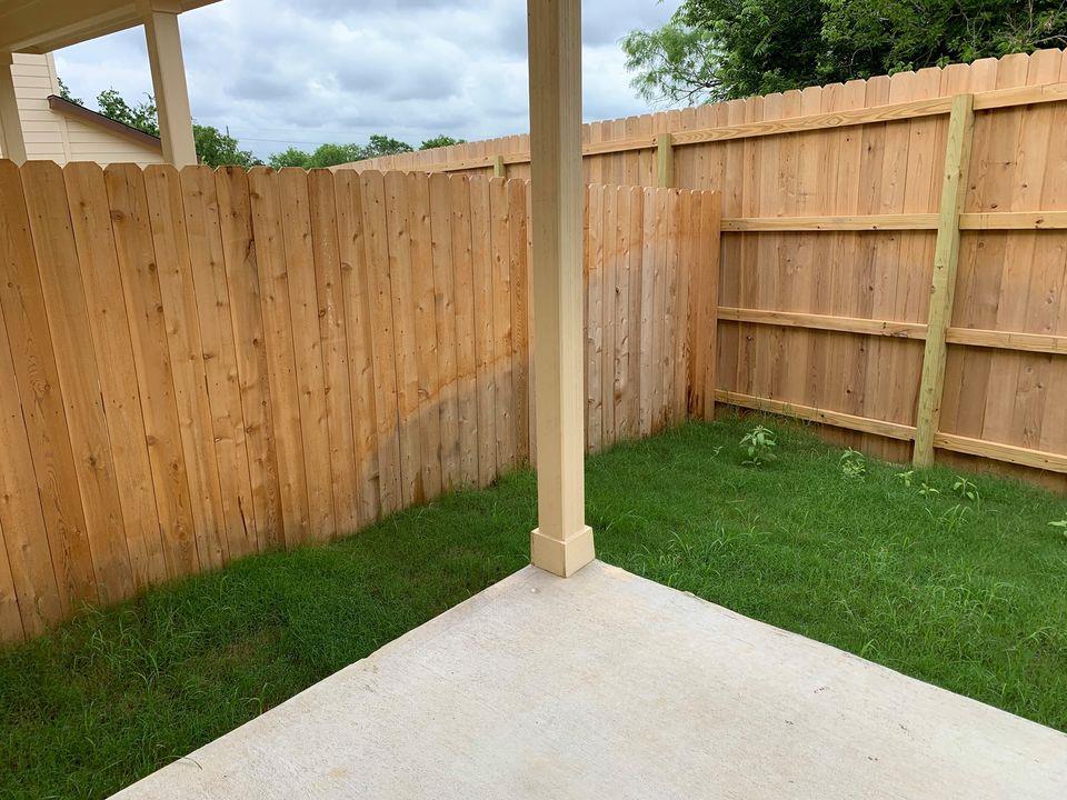 216 Samuel Dr # B, Buda, TX 78610
