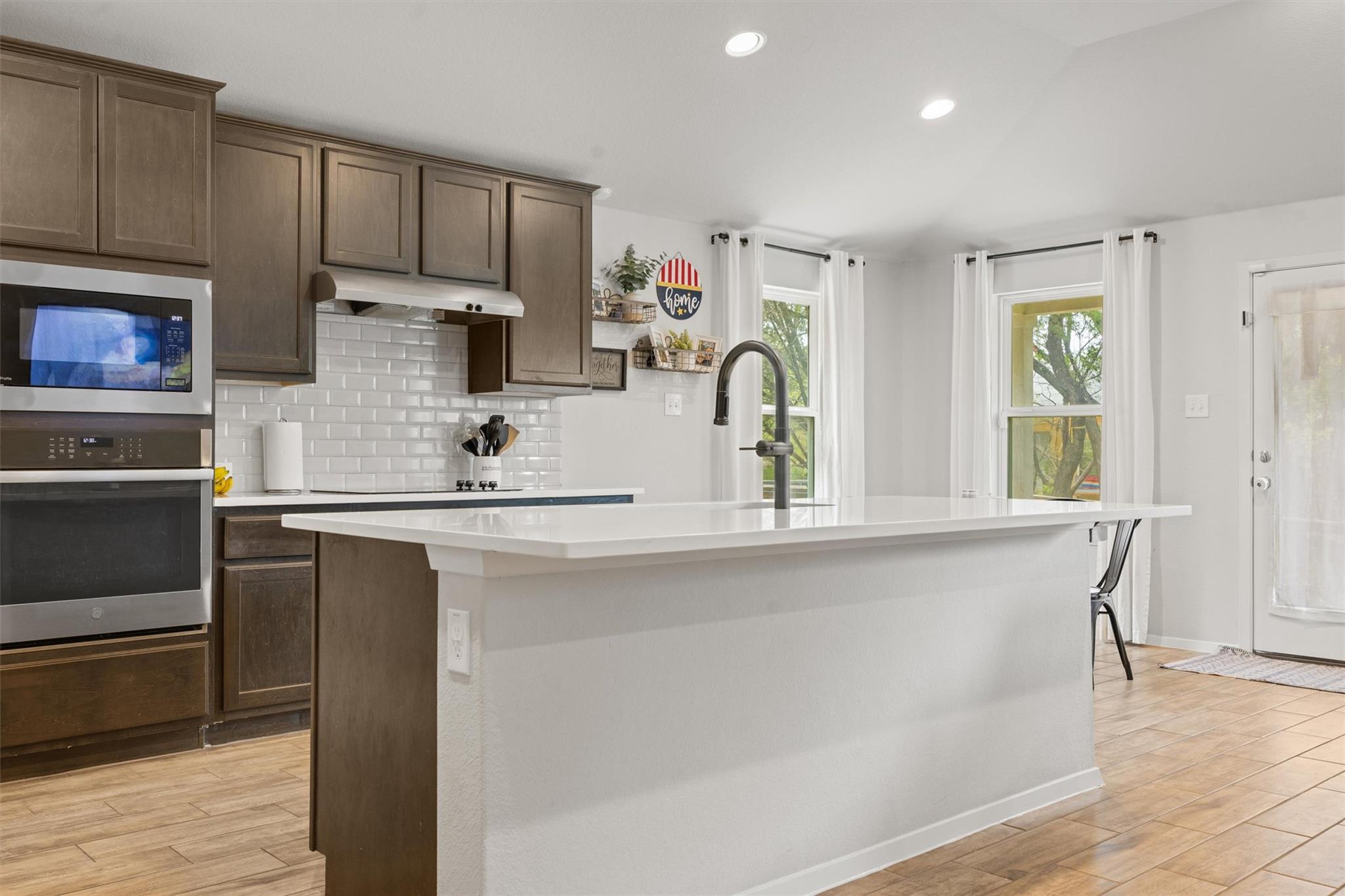 1703 Omaha Dr, Lago Vista, TX 78645