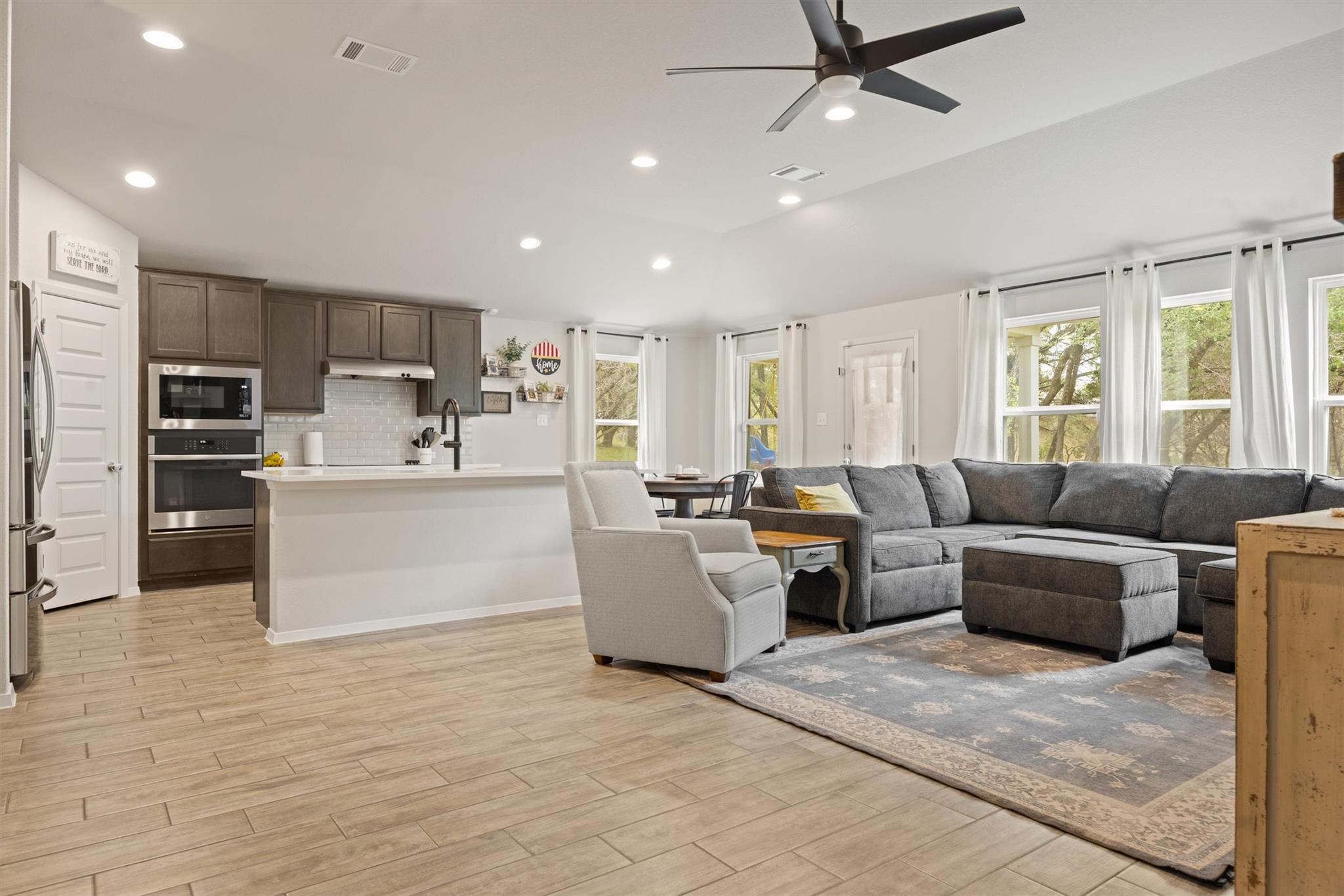 1703 Omaha Dr, Lago Vista, TX 78645