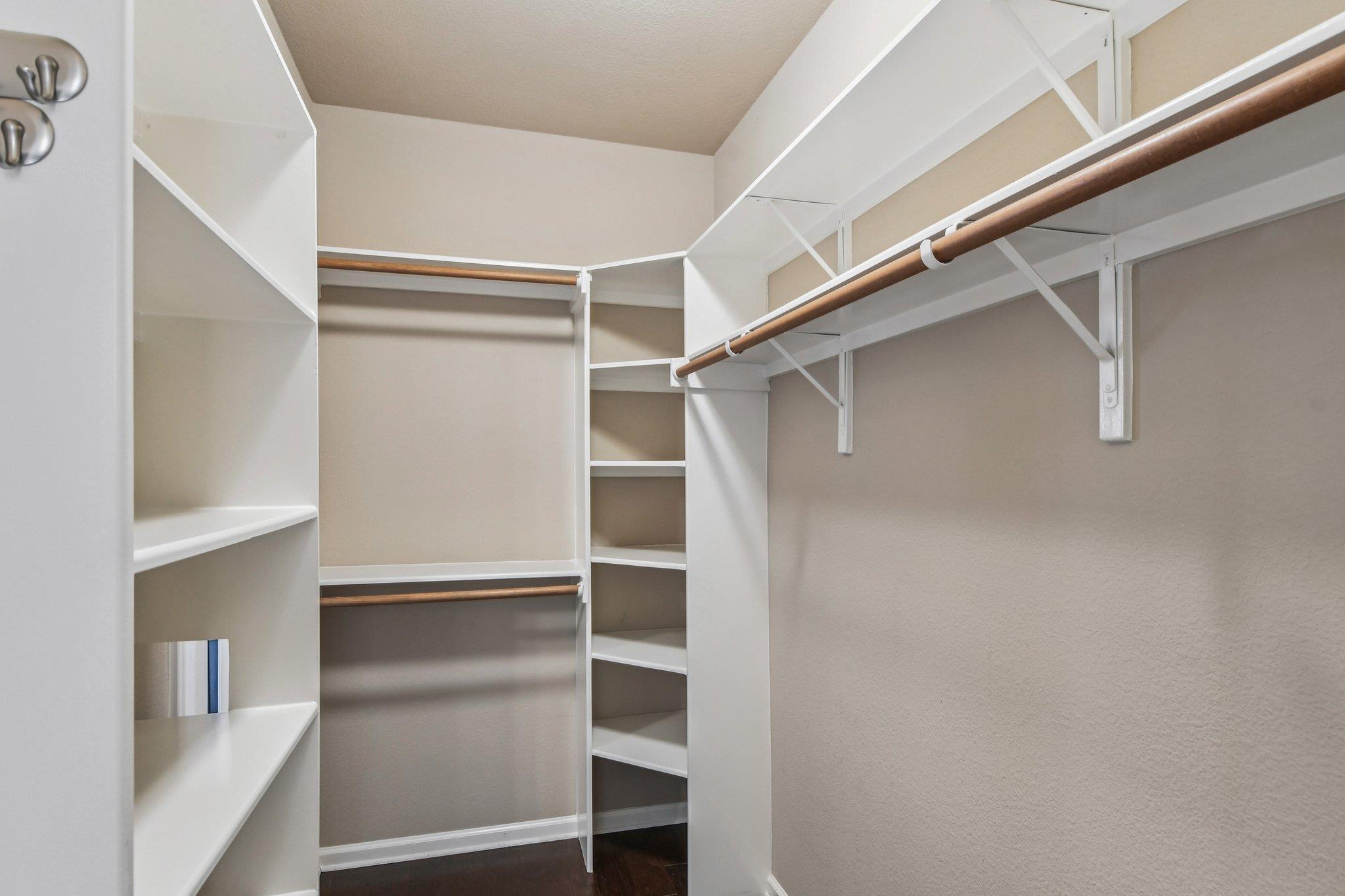 13900 Ashton Woods Cir # 23, Austin, TX 78727