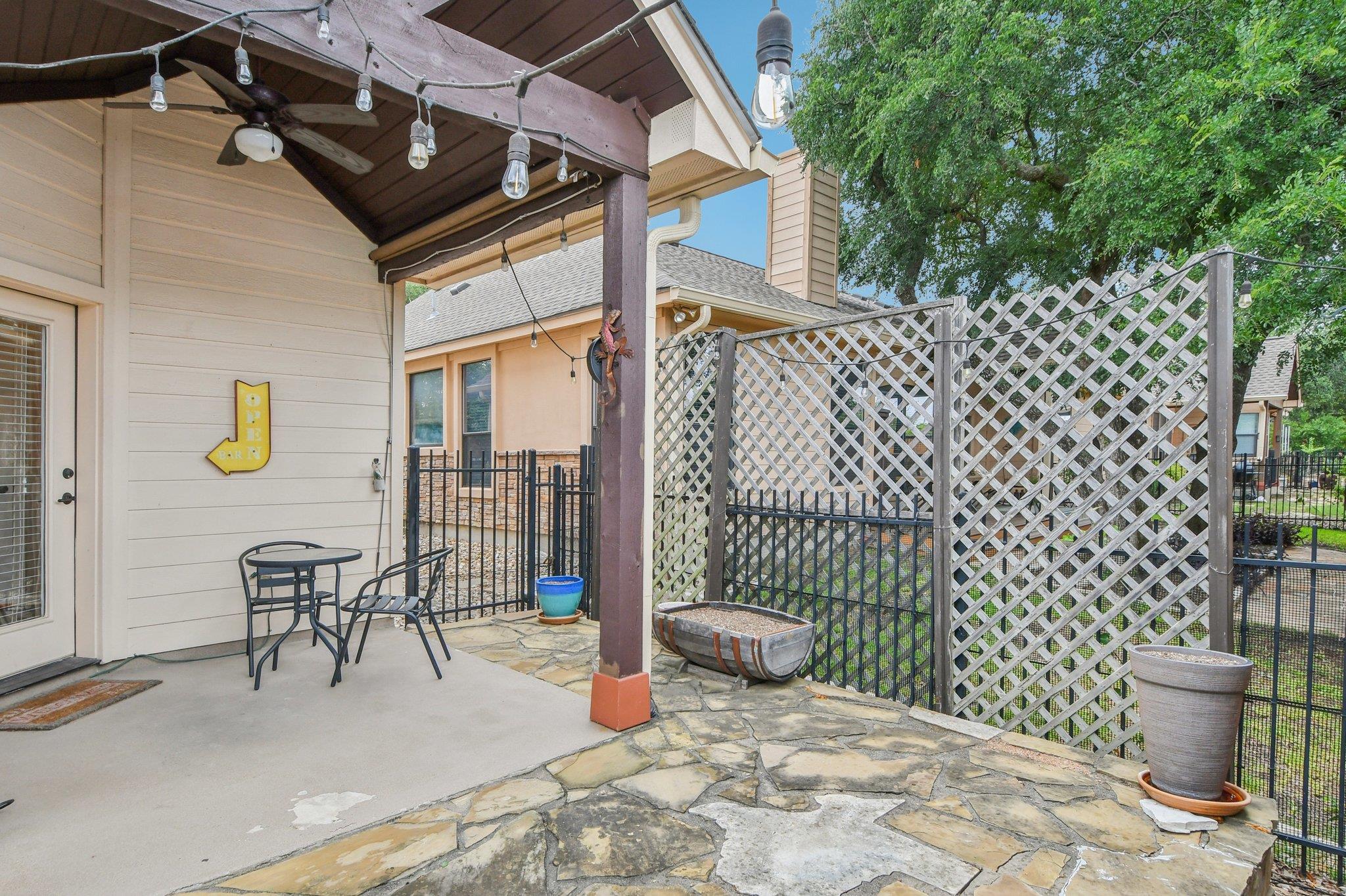 13900 Ashton Woods Cir # 23, Austin, TX 78727