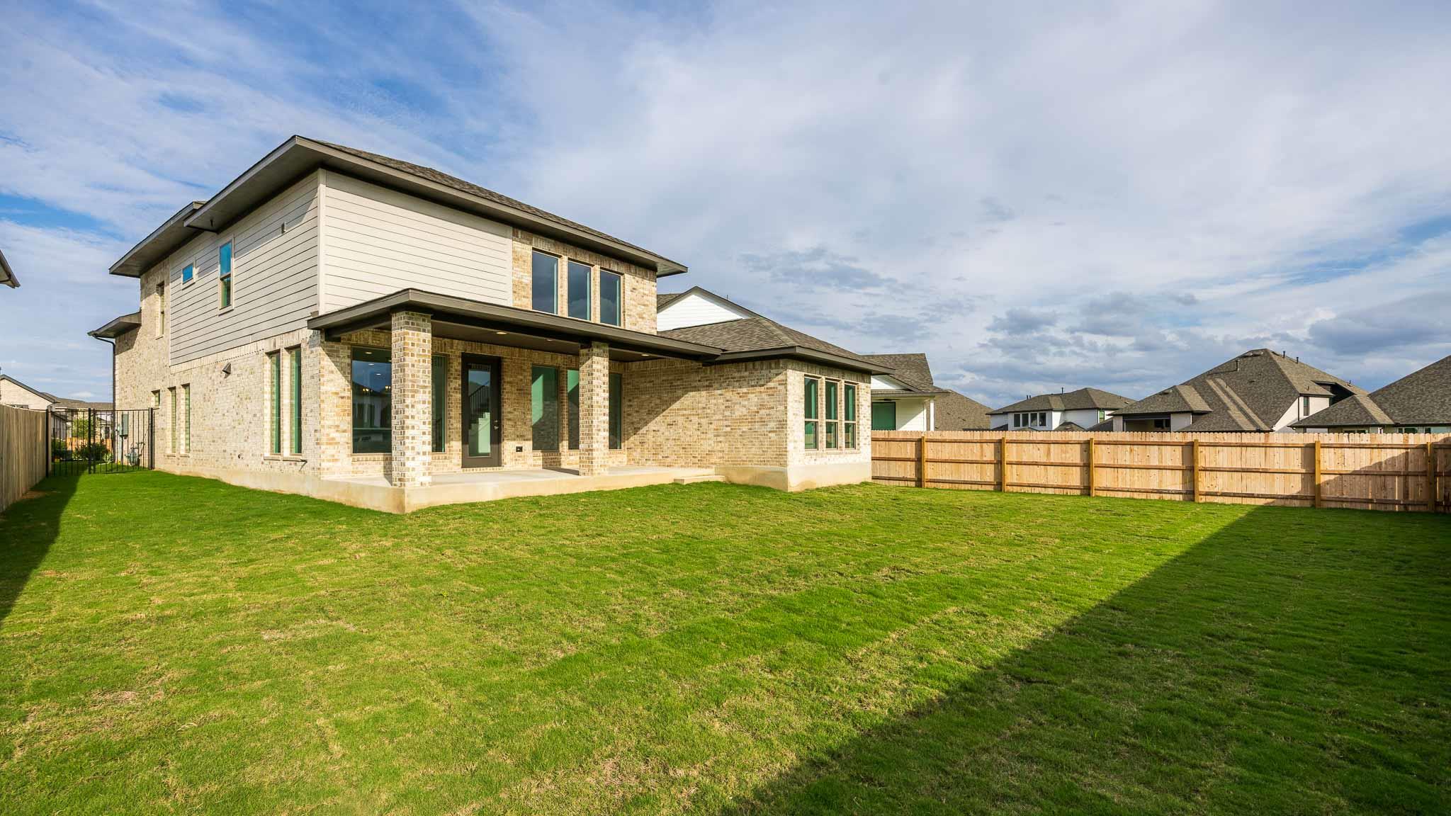 136 La Venta Loop, Liberty Hill, TX 78642