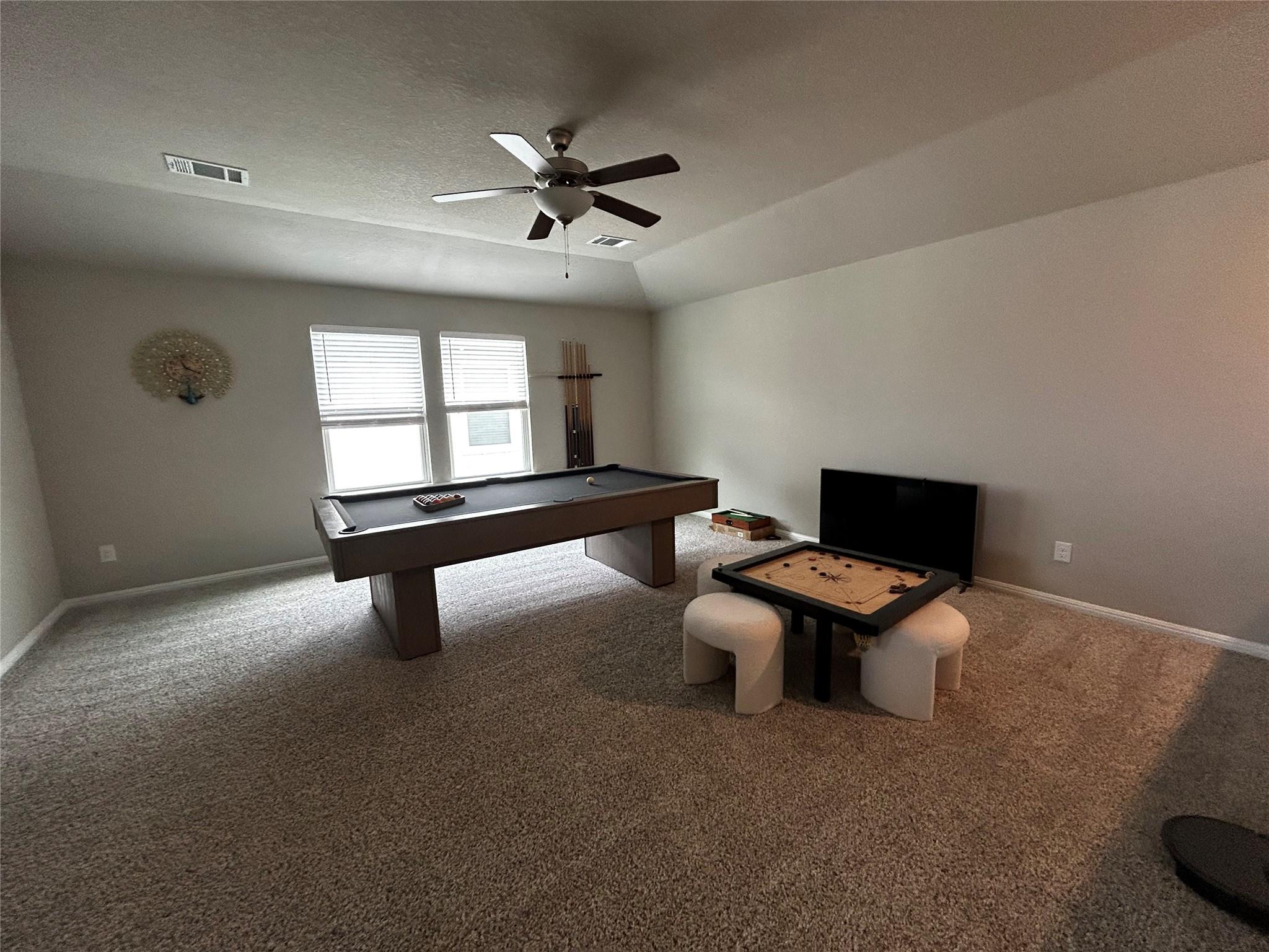 300 Wind Trl, Hutto, TX 78634