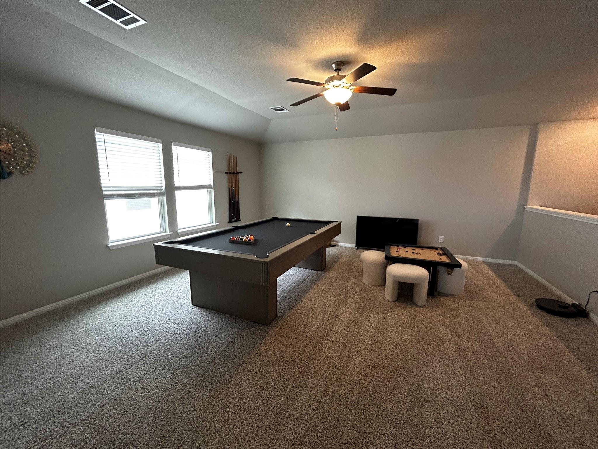 300 Wind Trl, Hutto, TX 78634