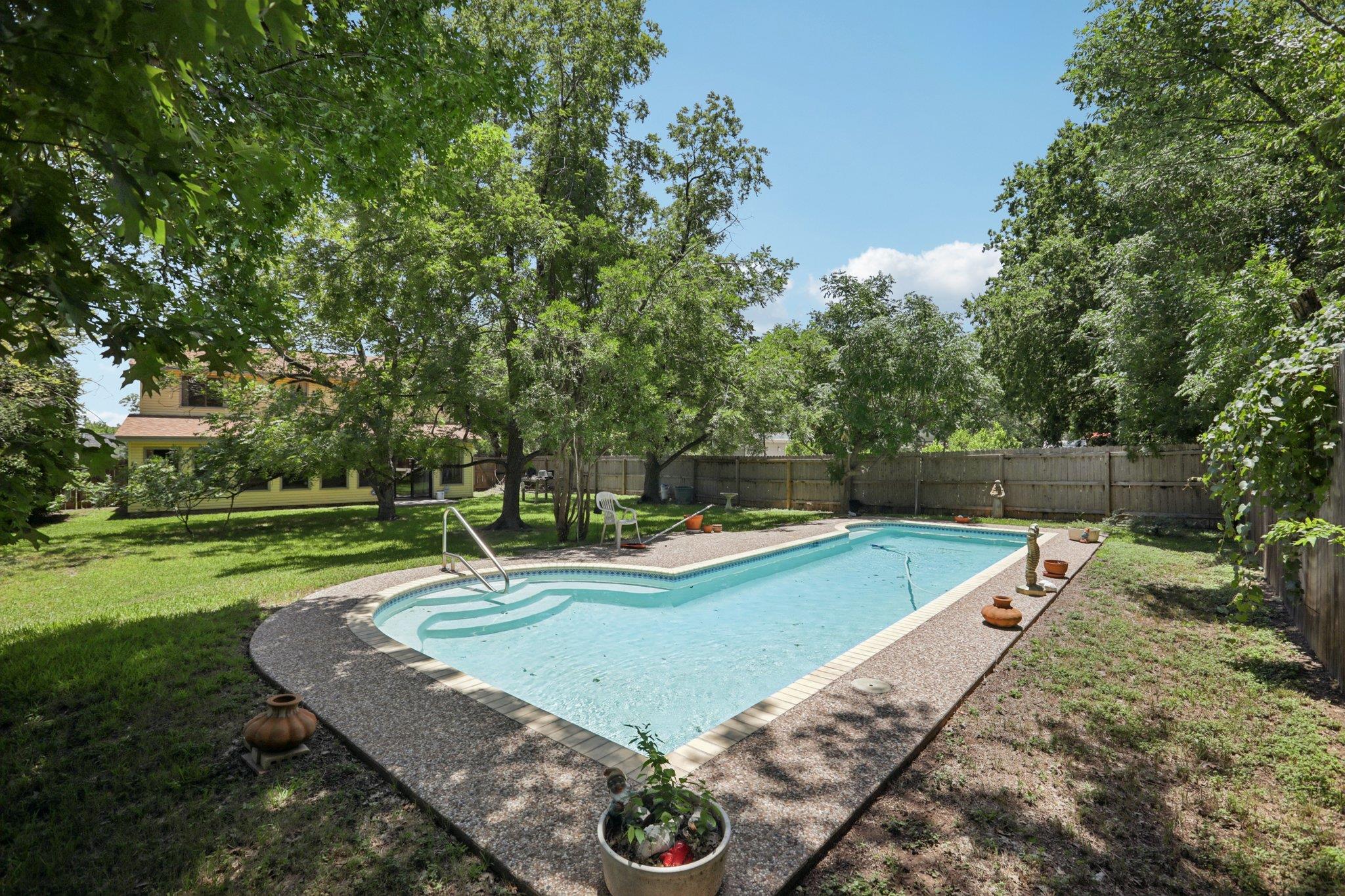 11402 Hidden Quail Dr, Austin, TX 78758