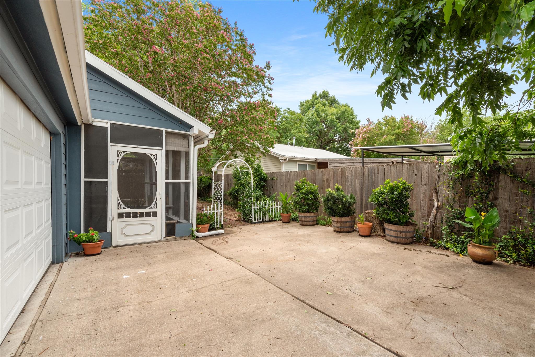 2206 Newfield Ln, Austin, TX 78703