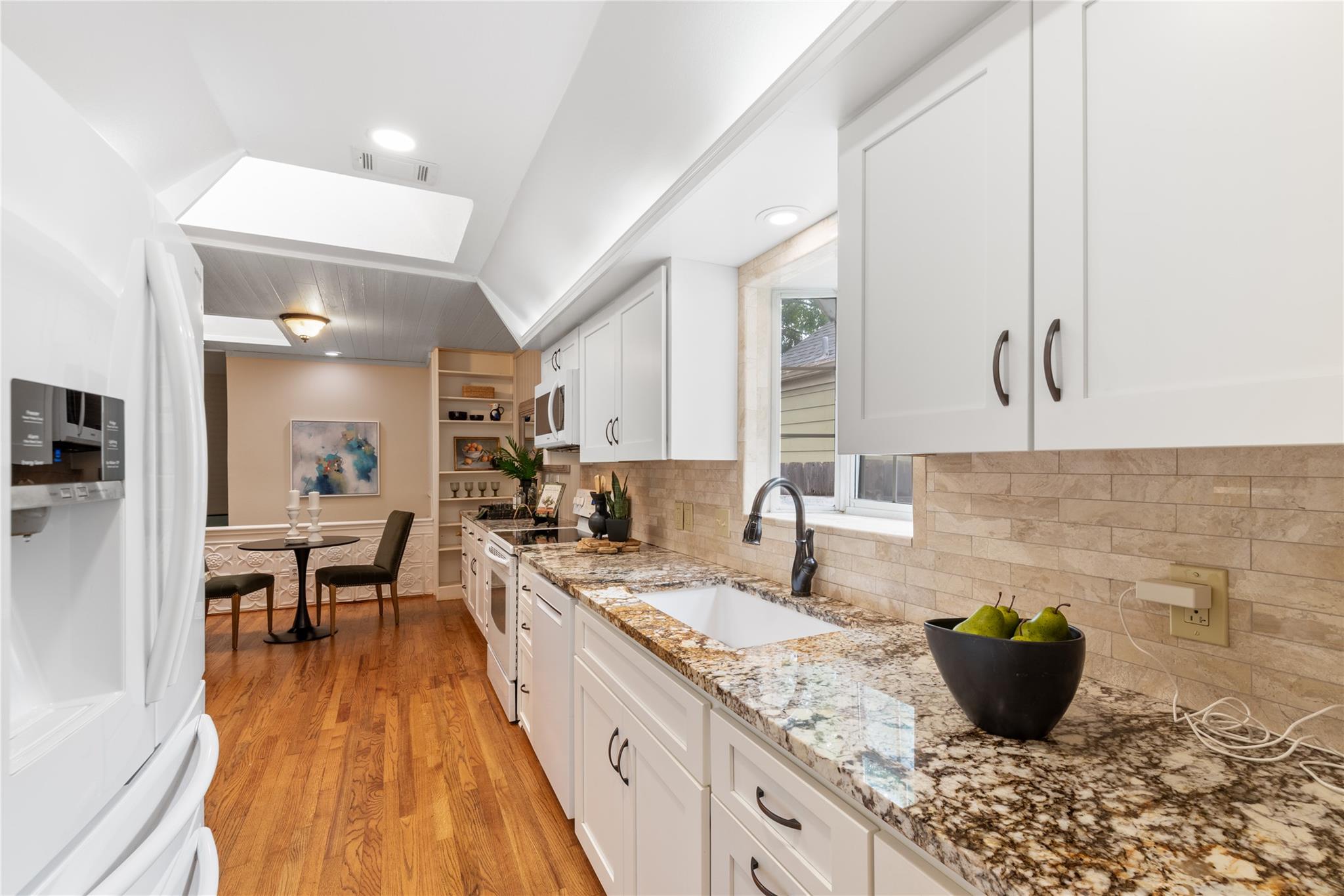 2206 Newfield Ln, Austin, TX 78703
