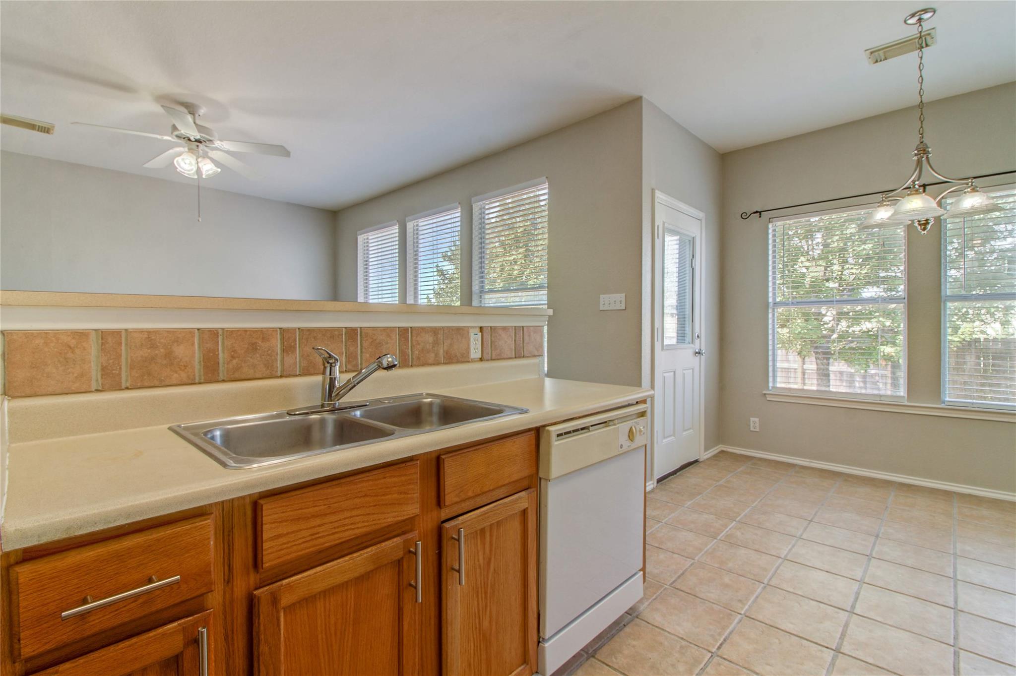 2851 Southampton Way # A, Round Rock, TX 78664