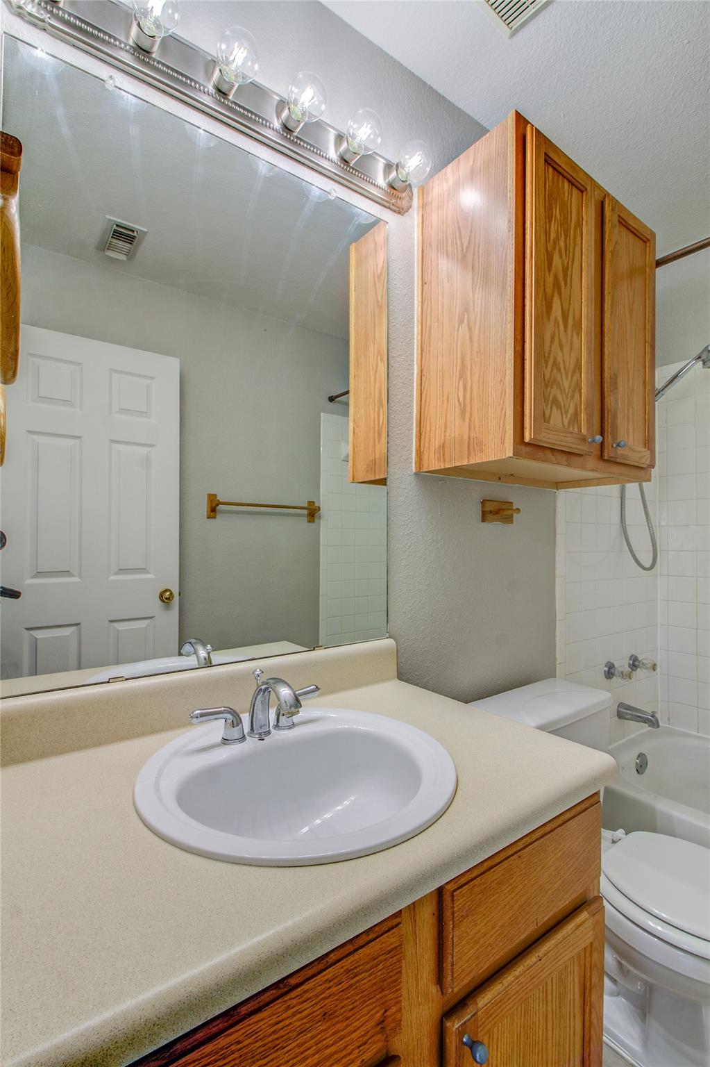2851 Southampton Way # A, Round Rock, TX 78664