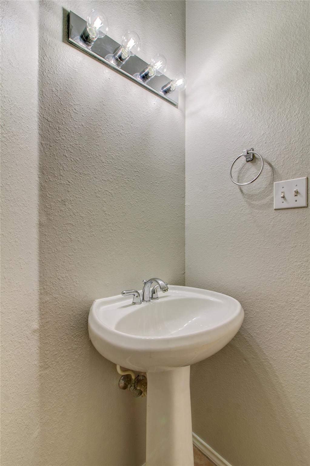 2851 Southampton Way # A, Round Rock, TX 78664
