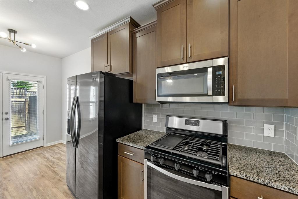 7202 Redding Dr, Austin, TX 78745