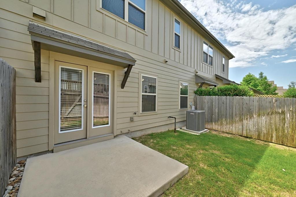 7202 Redding Dr, Austin, TX 78745