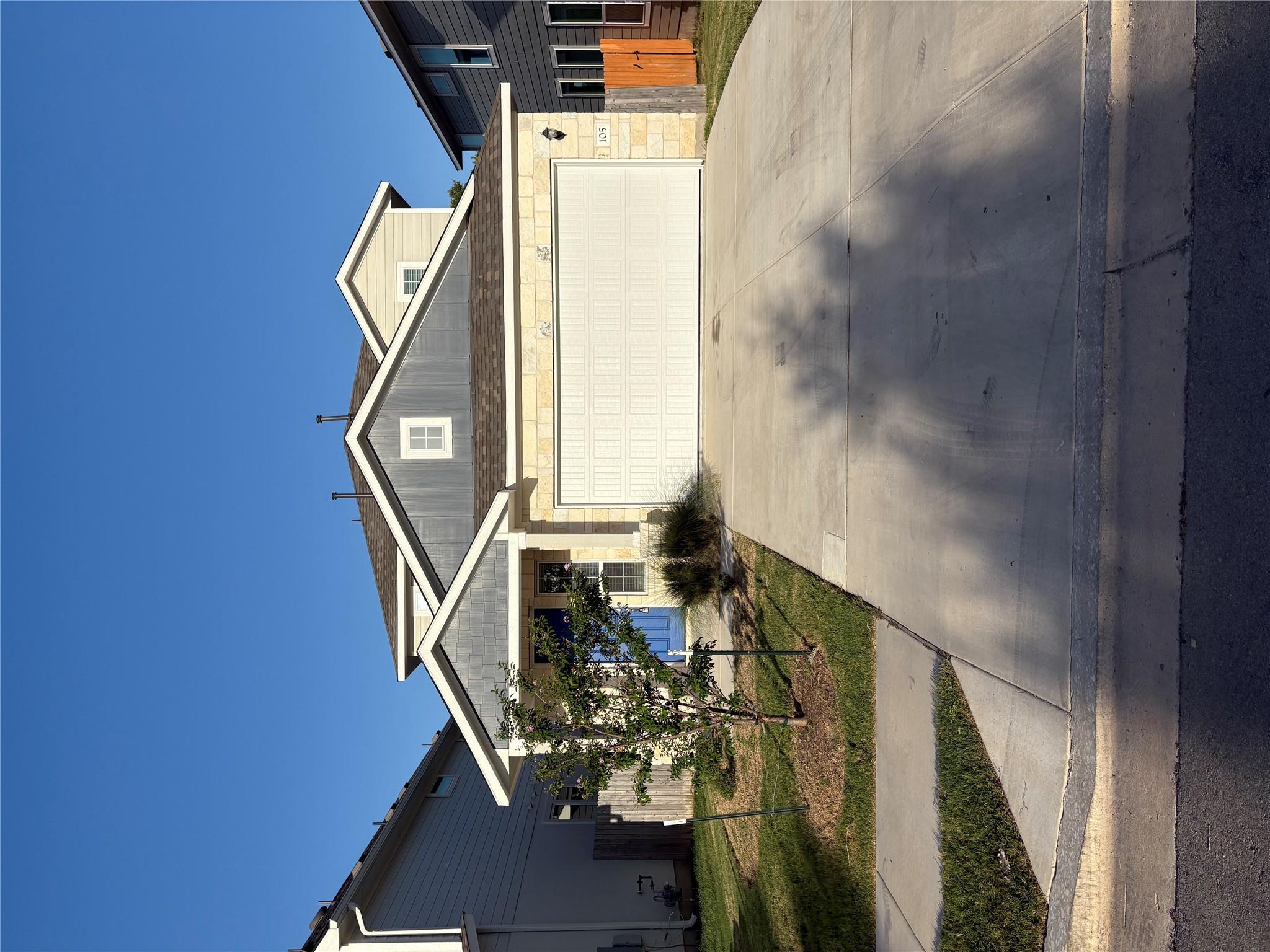 105 Stone Canyon Dr, Georgetown, TX 78626