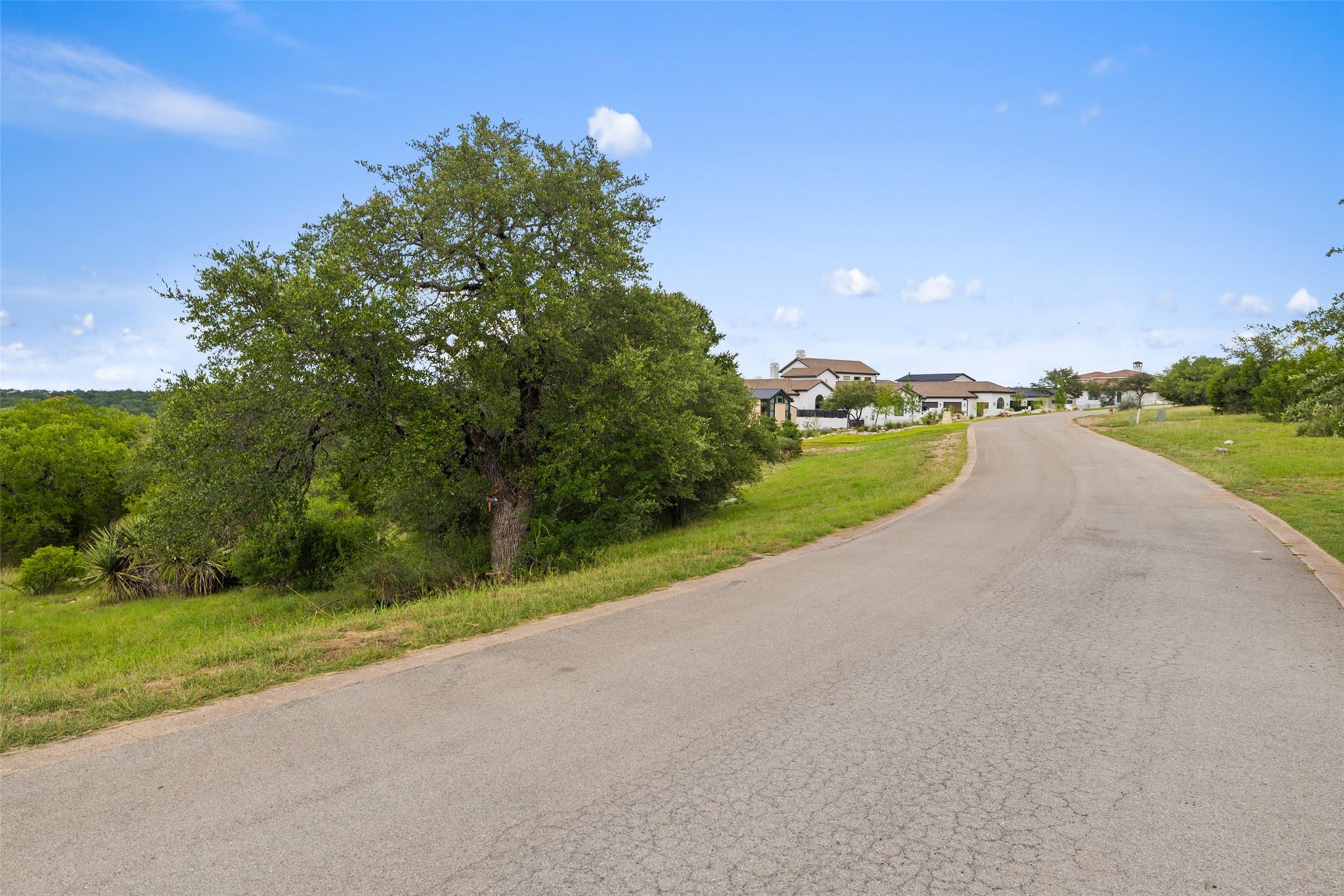 629 Passionflower Dr, Horseshoe Bay, TX 78657