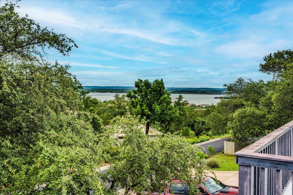 501 Highlands Blvd # 13, Horseshoe Bay, TX 78657