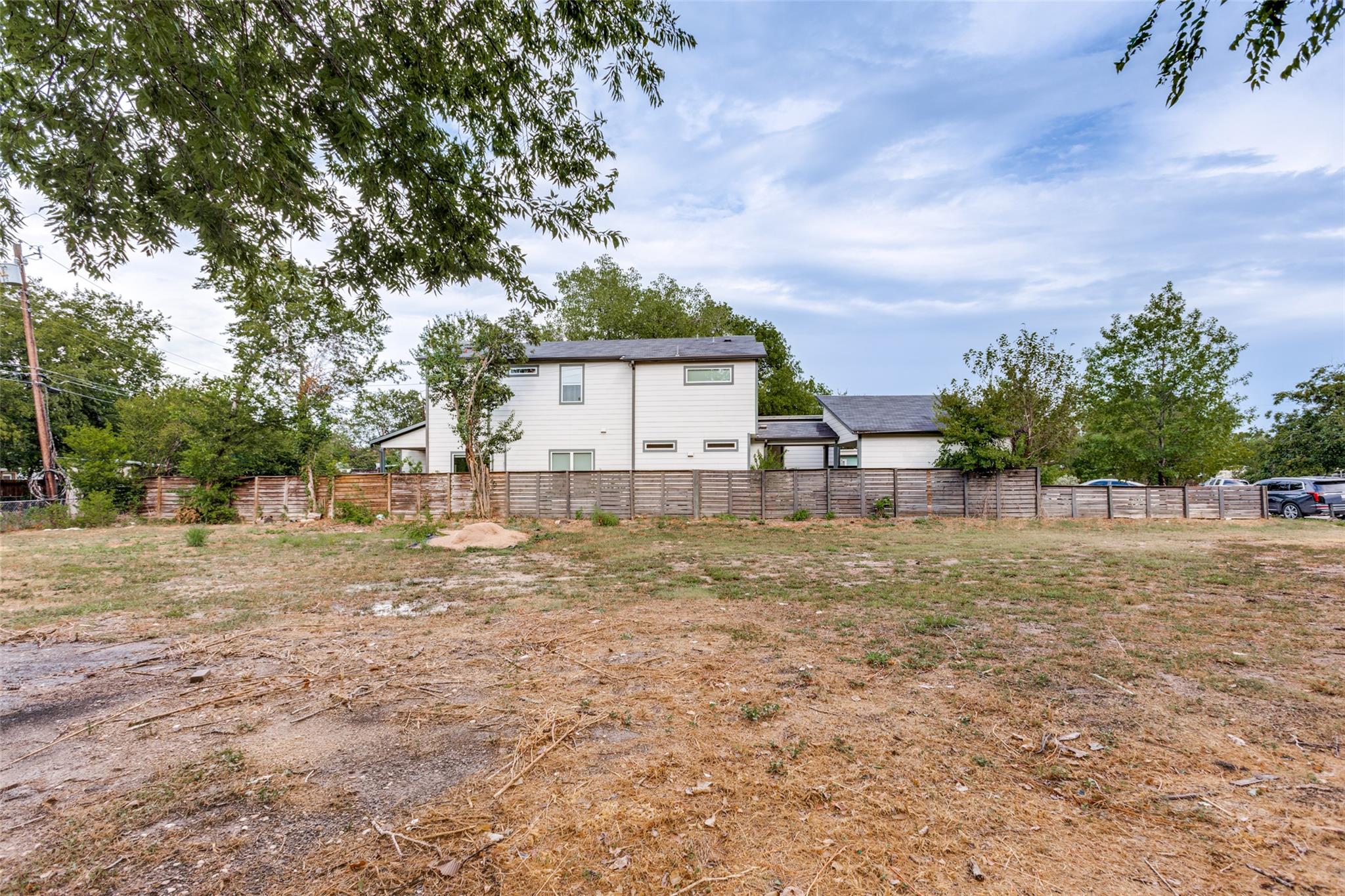 6806 Cruz St, Austin, TX 78741