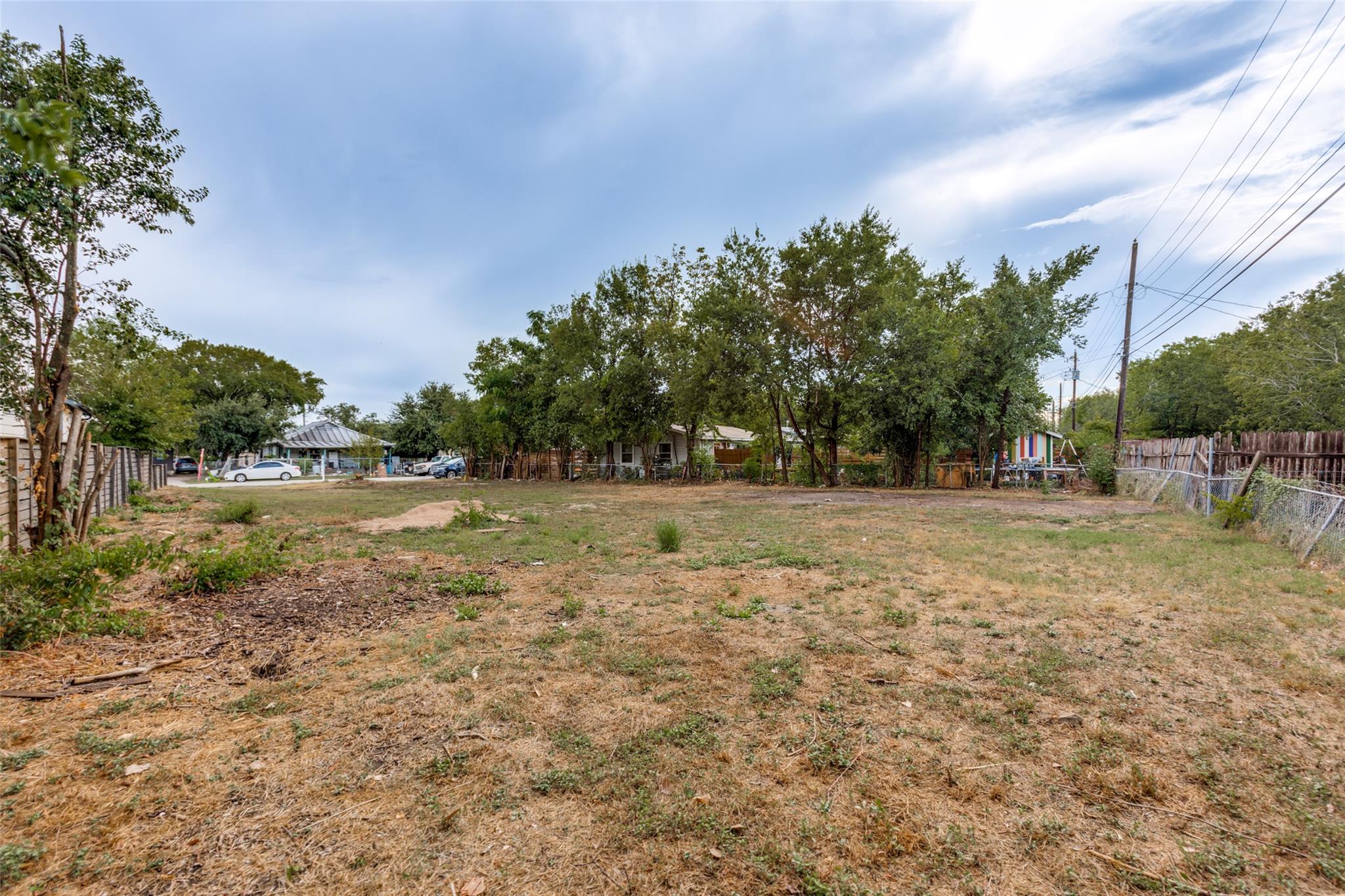 6806 Cruz St, Austin, TX 78741