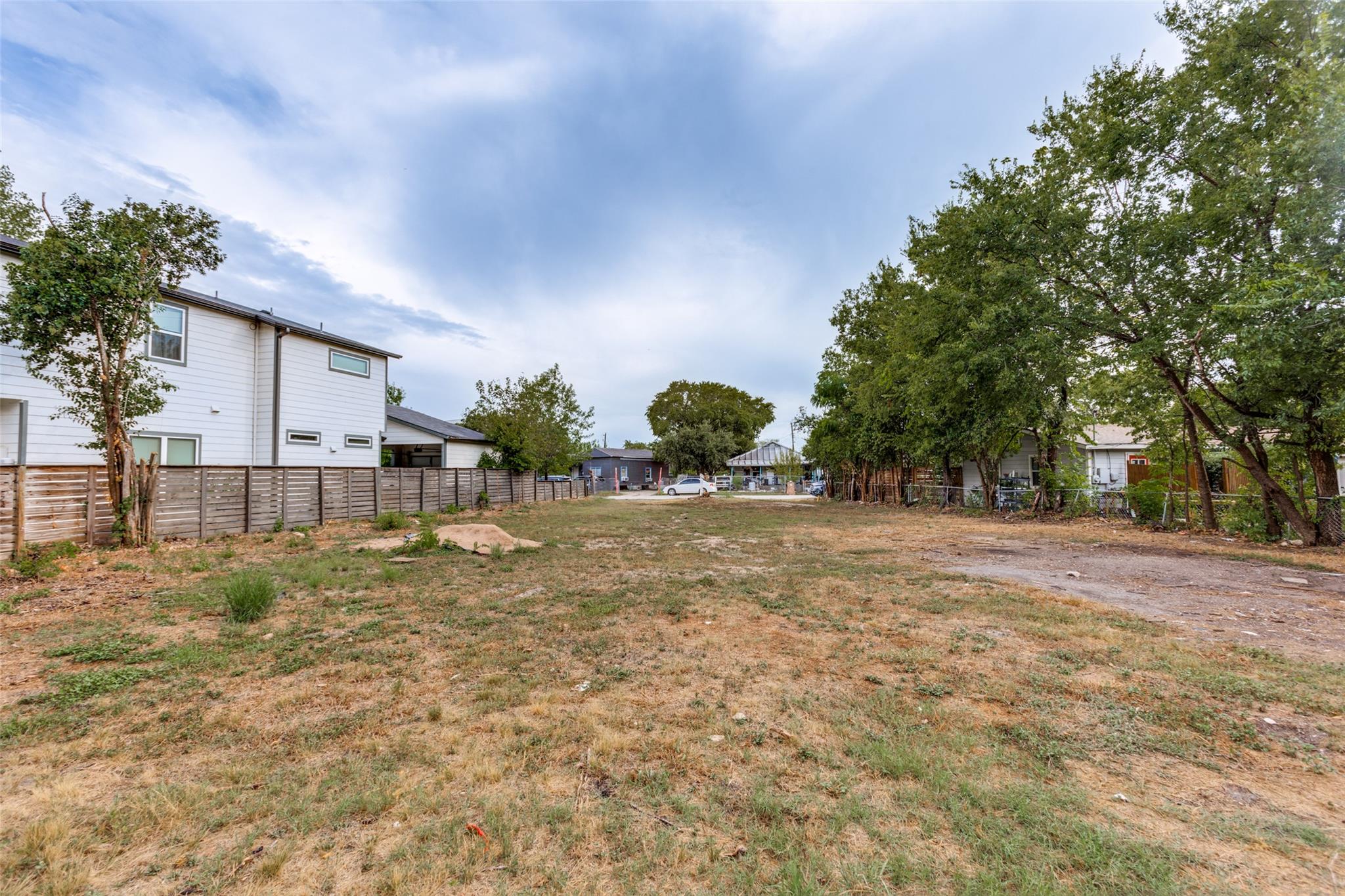 6806 Cruz St, Austin, TX 78741