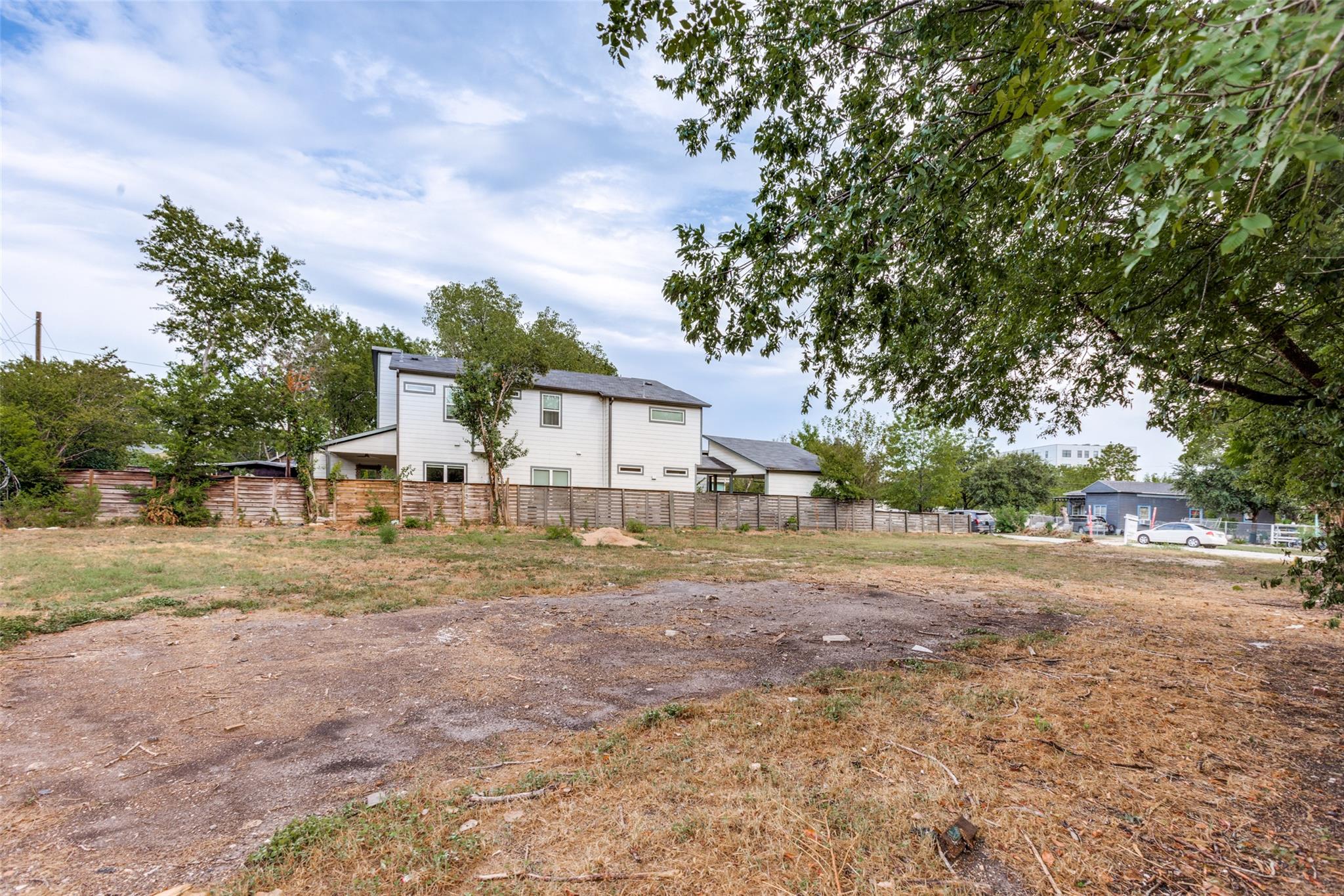 6806 Cruz St, Austin, TX 78741