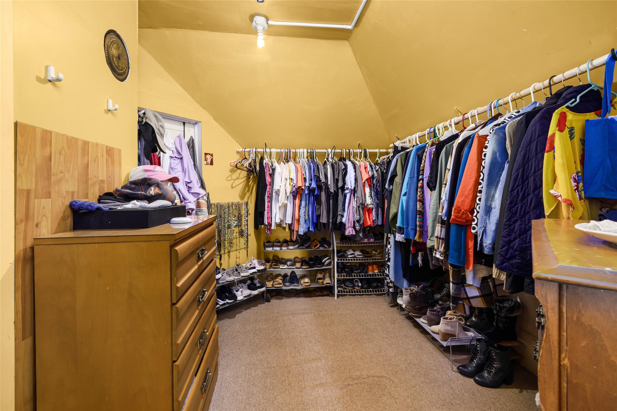 409 W Clark St, Bartlett, TX 76511