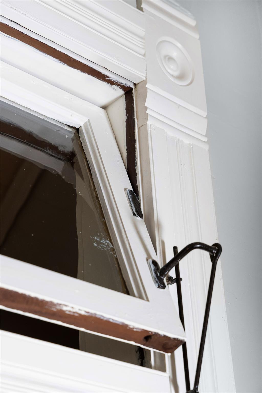 409 W Clark St, Bartlett, TX 76511