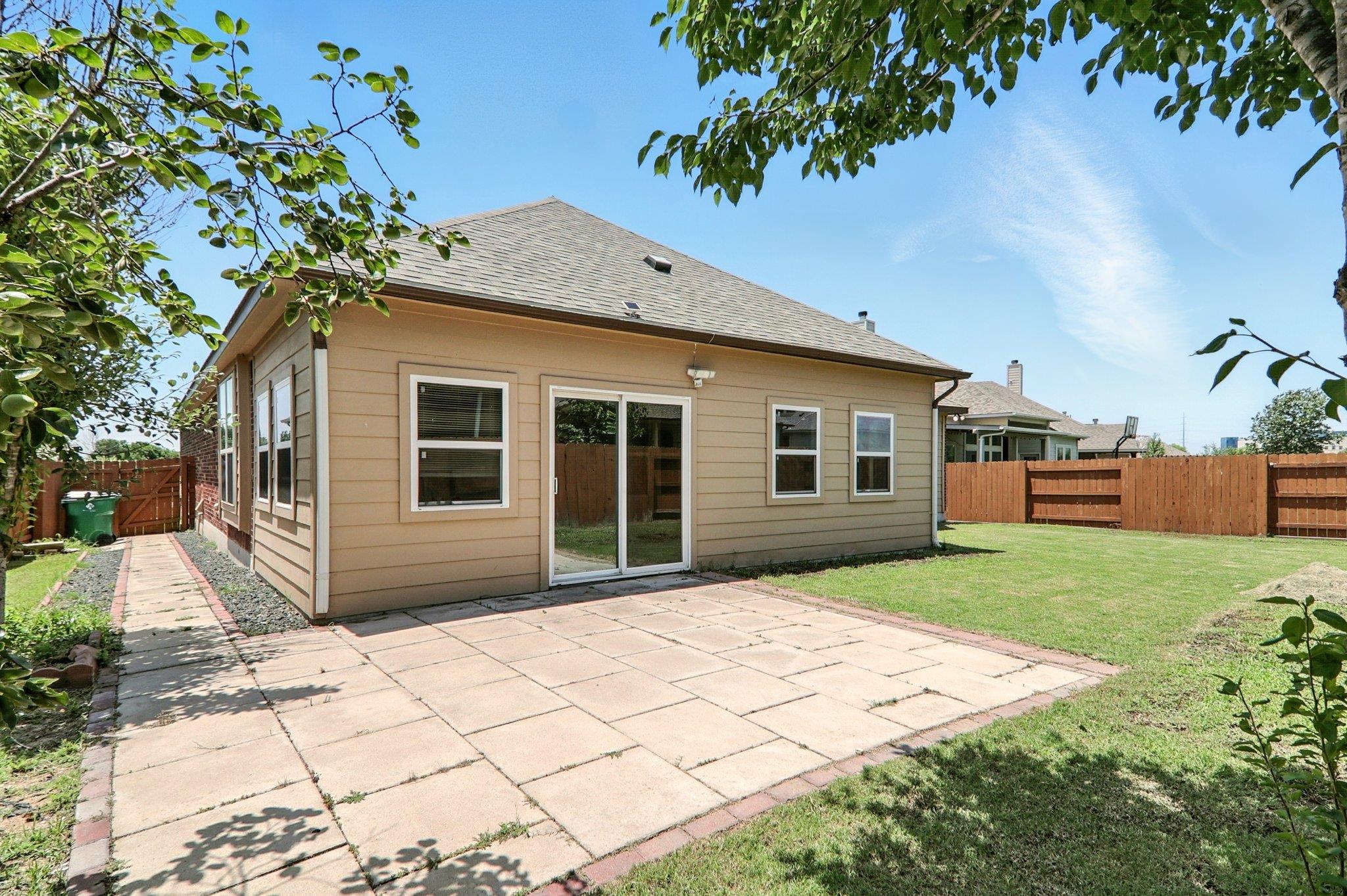2516 Silver Fern Ln, Pflugerville, TX 78660
