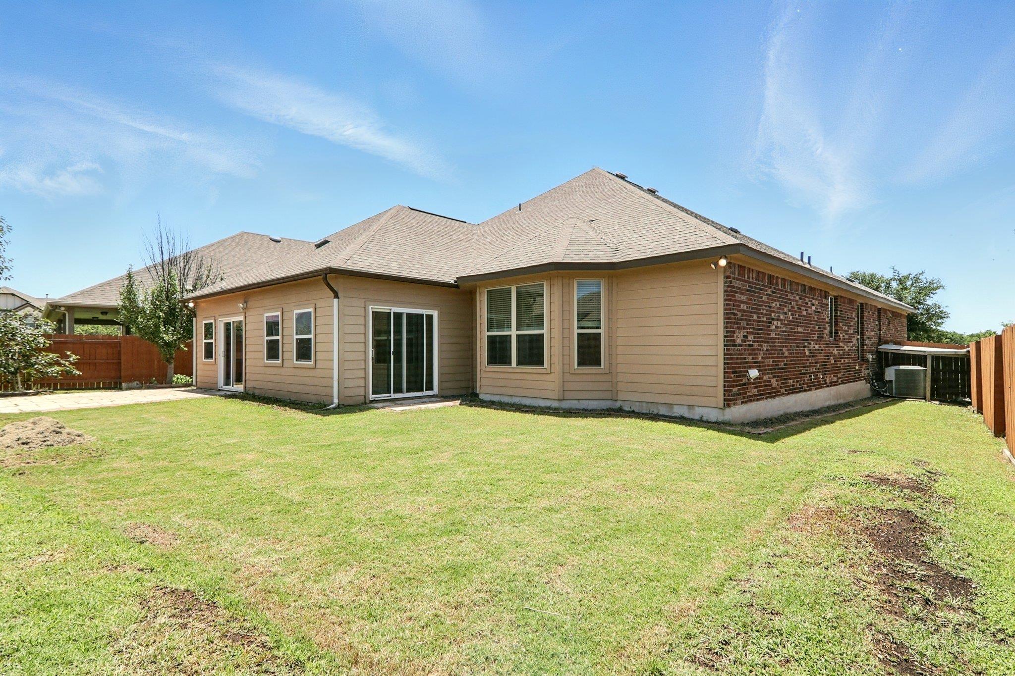 2516 Silver Fern Ln, Pflugerville, TX 78660