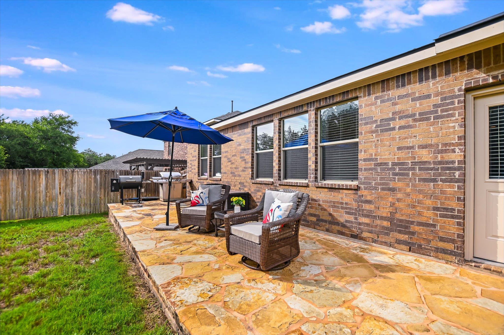 229 Mary Max Cir, San Marcos, TX 78666