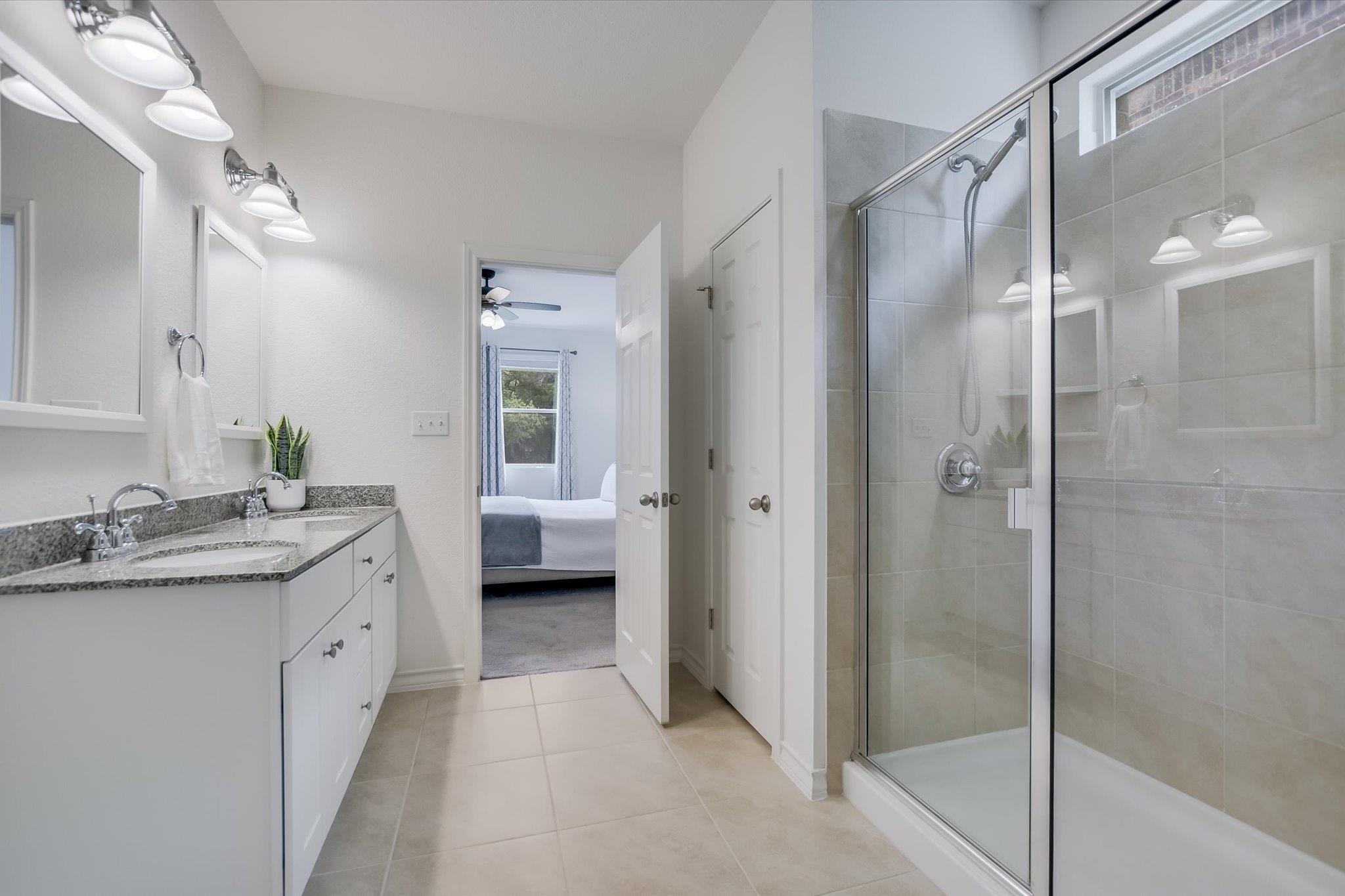 229 Mary Max Cir, San Marcos, TX 78666