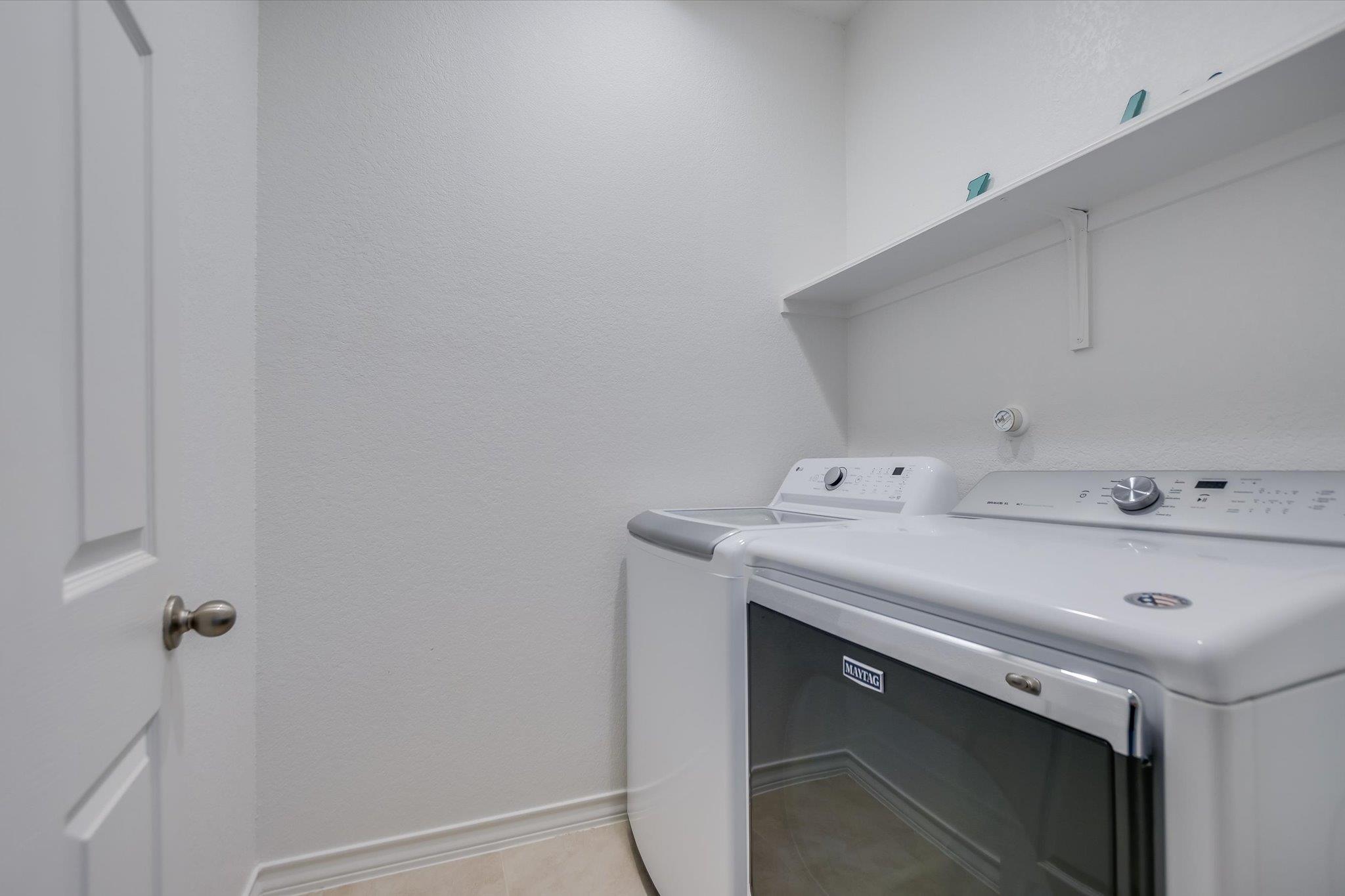 229 Mary Max Cir, San Marcos, TX 78666