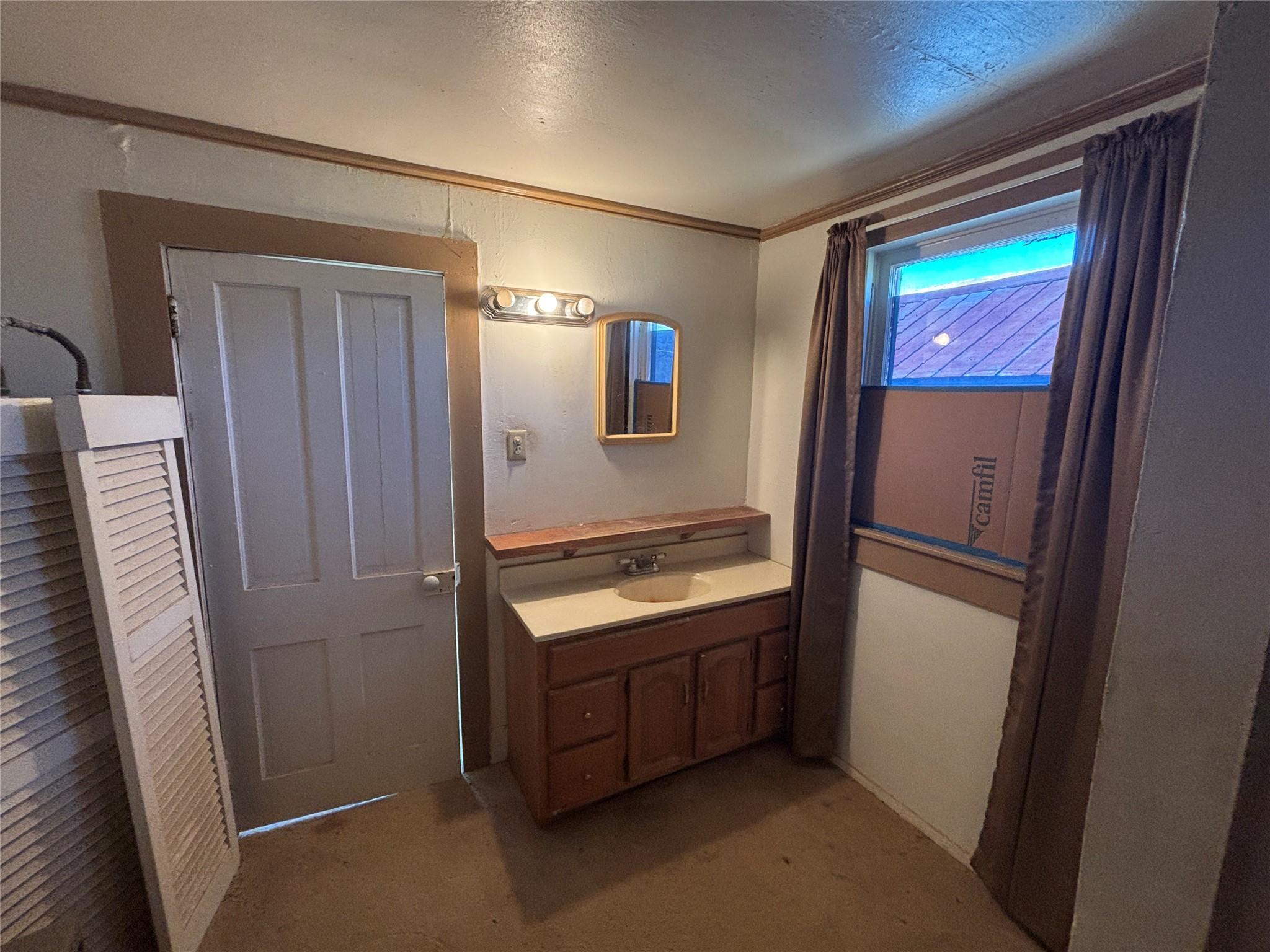 Smithville, TX 78957