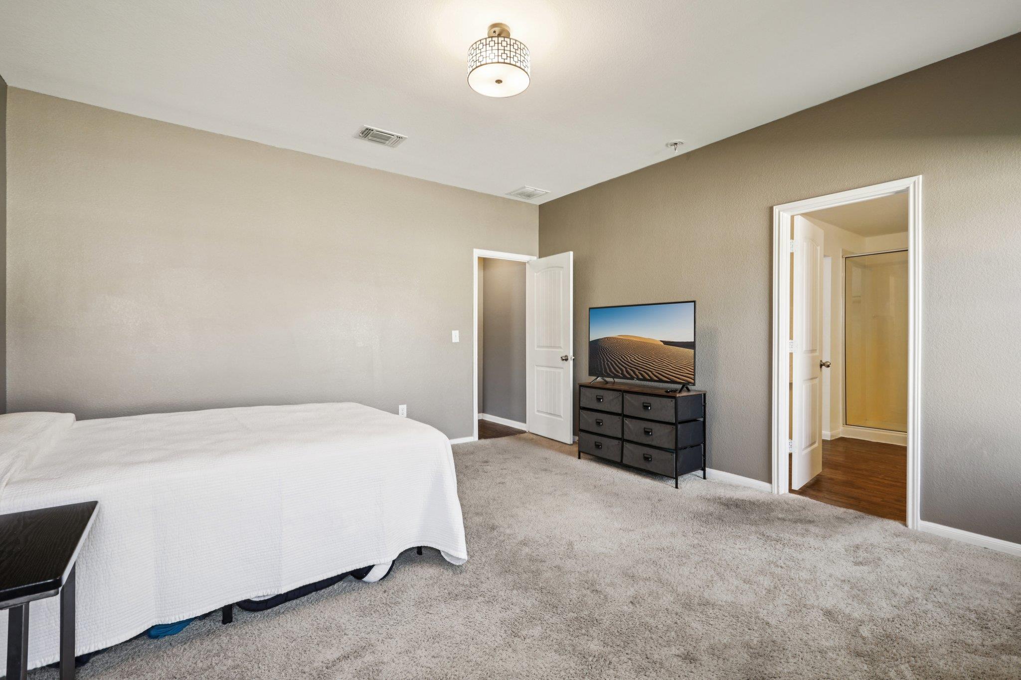 805 Red Tails Dr, Austin, TX 78725
