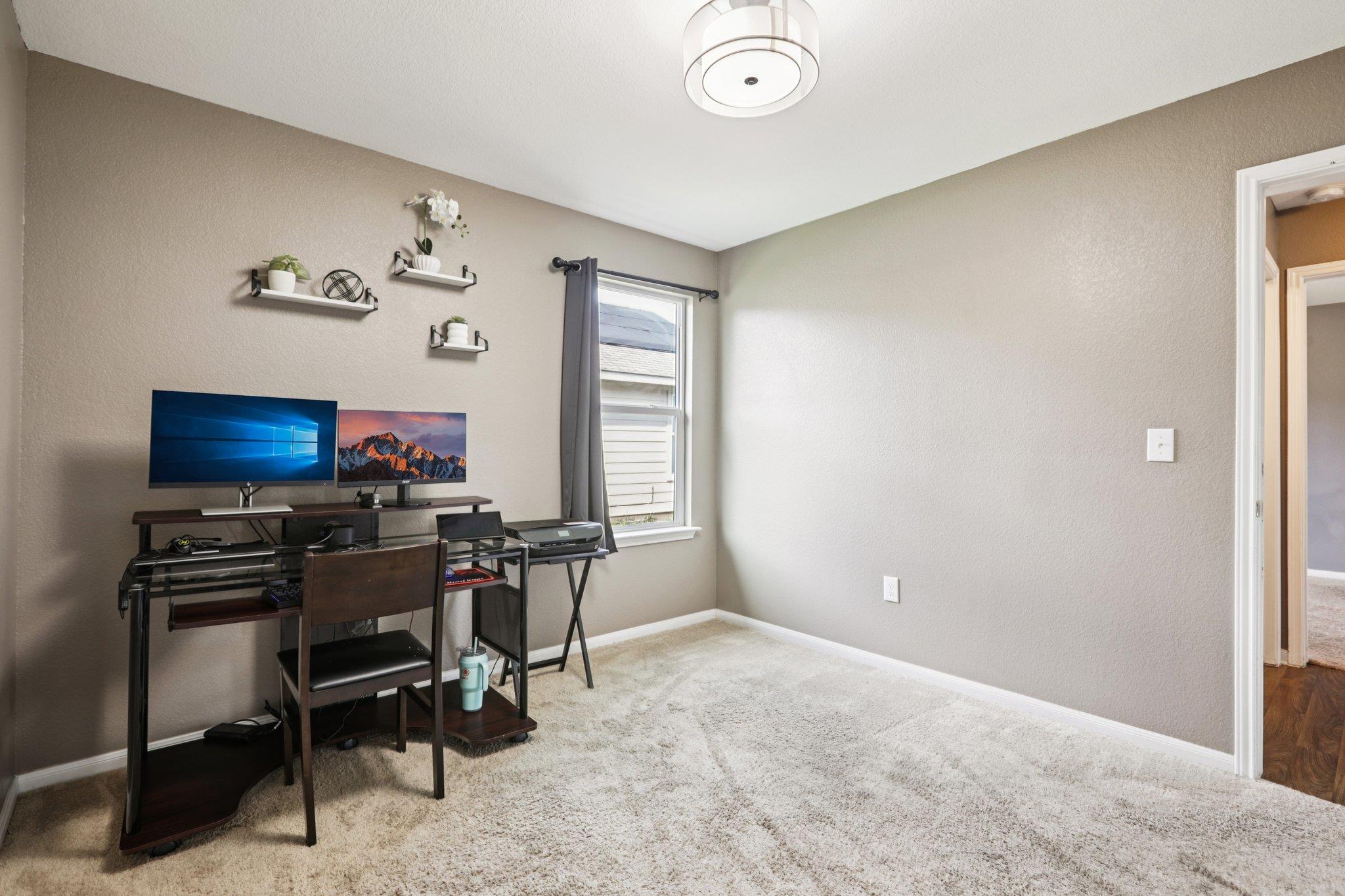 805 Red Tails Dr, Austin, TX 78725