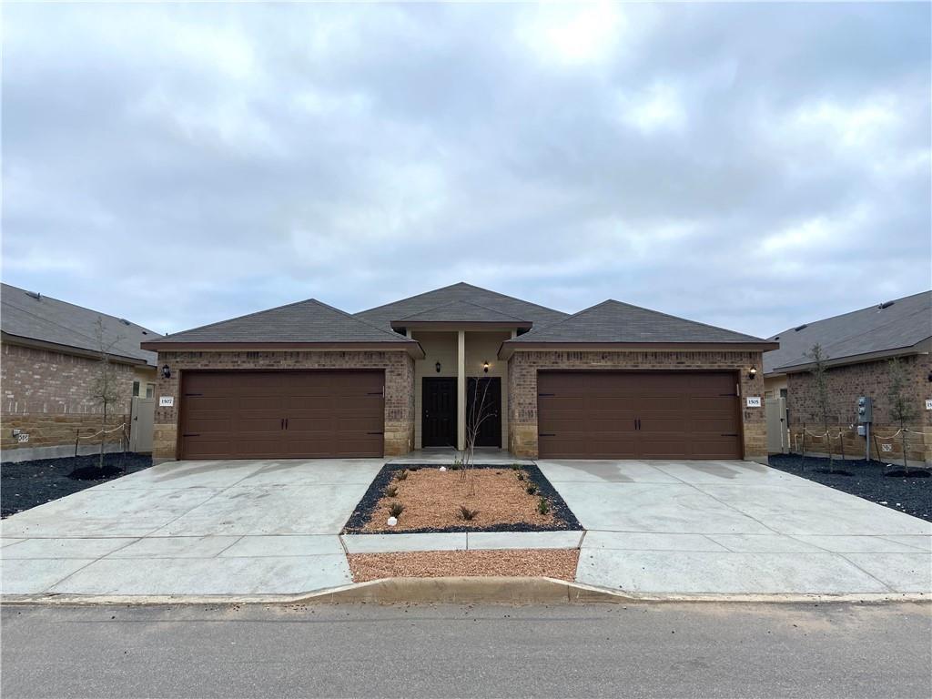 1507 Lucille St, Seguin, TX 78155