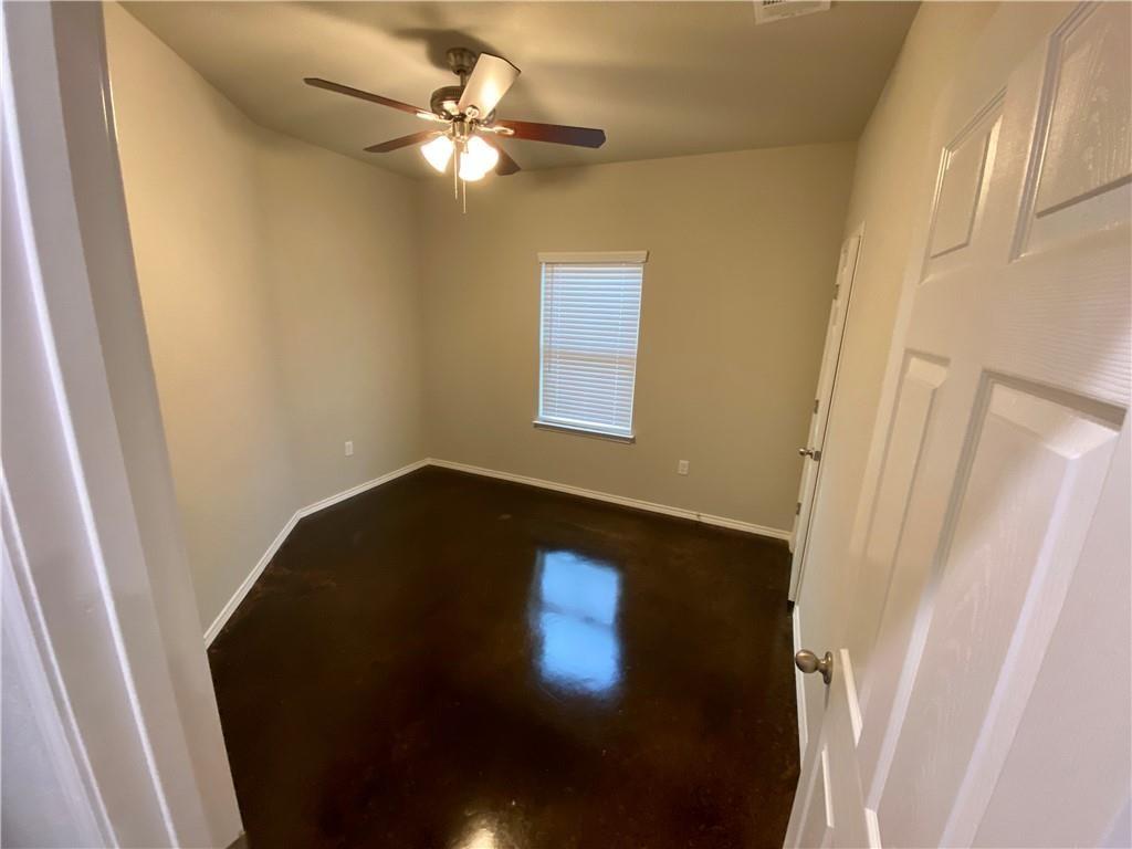 1507 Lucille St, Seguin, TX 78155