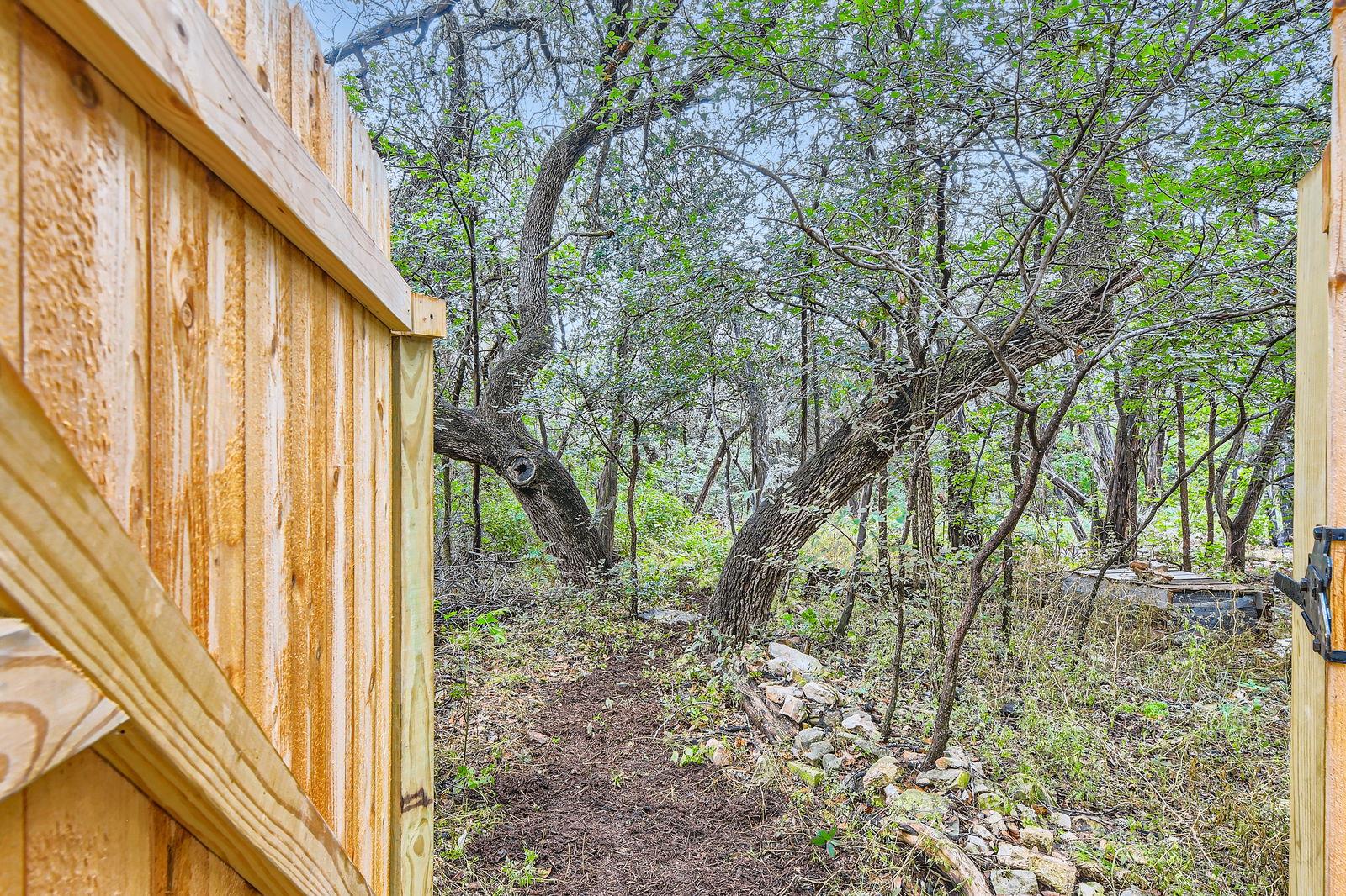 7702 Kincheon Ct, Austin, TX 78749
