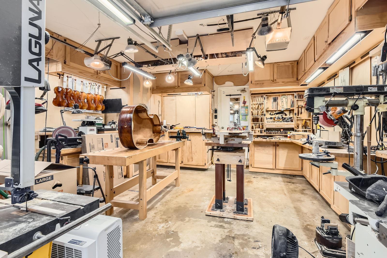 7702 Kincheon Ct, Austin, TX 78749